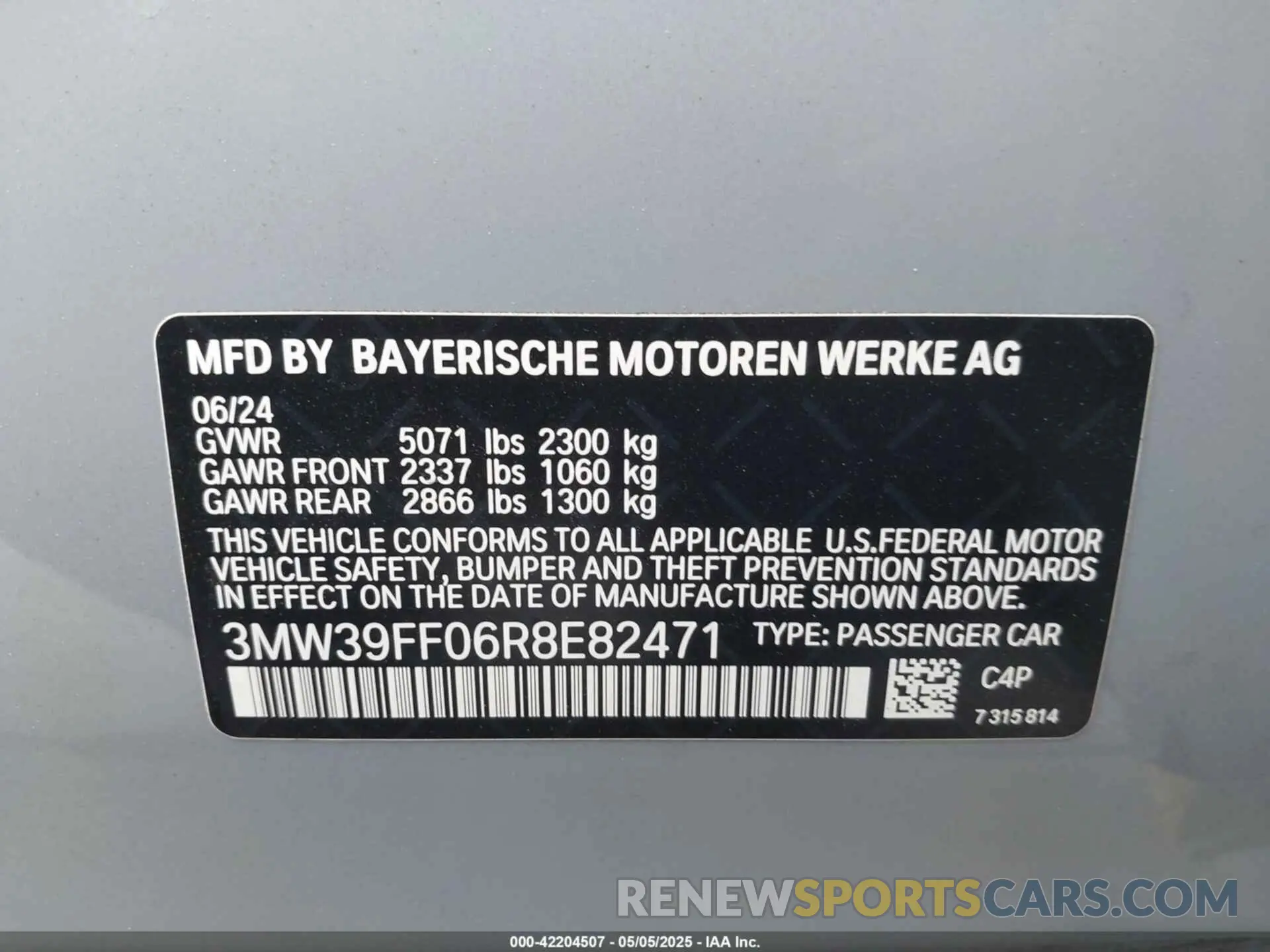 9 Фотография поврежденного автомобиля 3MW39FF06R8E82471 BMW 3 SERIES 2024