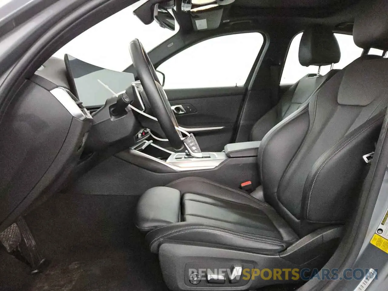 7 Фотография поврежденного автомобиля 3MW69FF01R8D82694 BMW 3 SERIES 2024