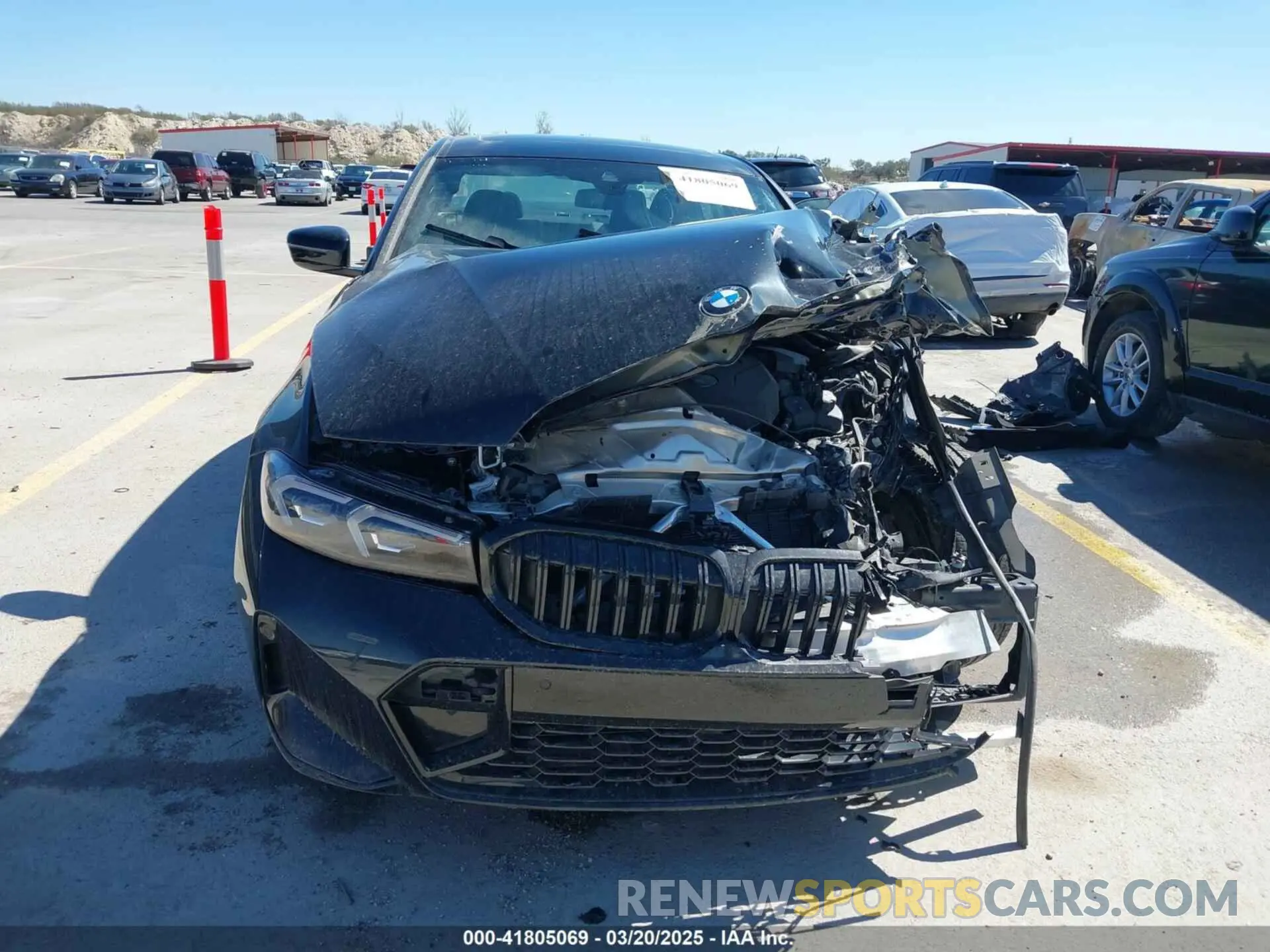 12 Фотография поврежденного автомобиля 3MW69FF01R8E75988 BMW 3 SERIES 2024