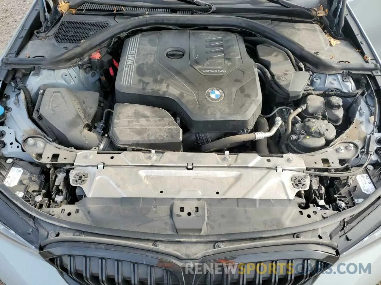 13 Photograph of a damaged car 3MW69FF02R8D97513 BMW 3 SERIES 2024