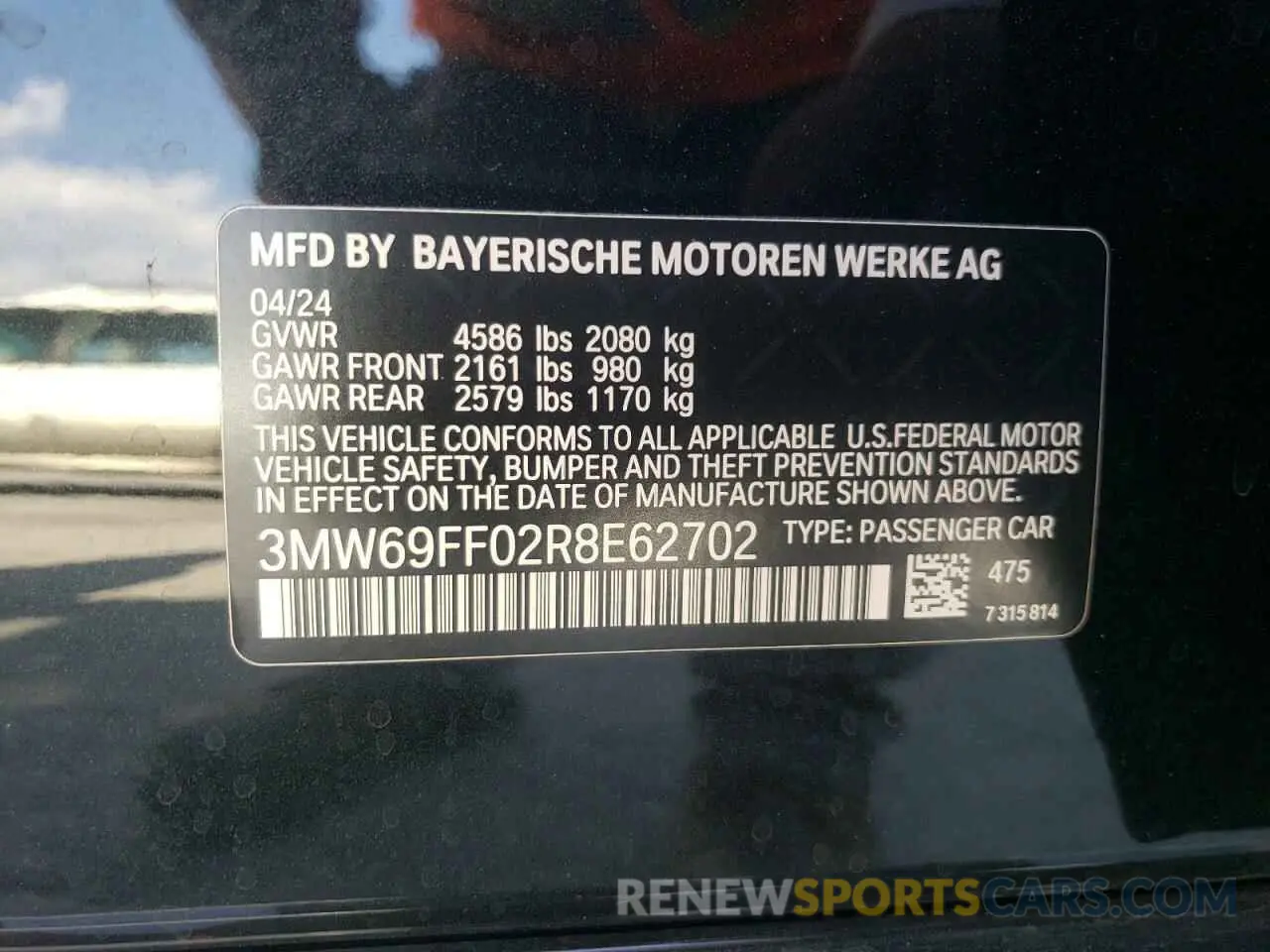 12 Фотография поврежденного автомобиля 3MW69FF02R8E62702 BMW 3 SERIES 2024