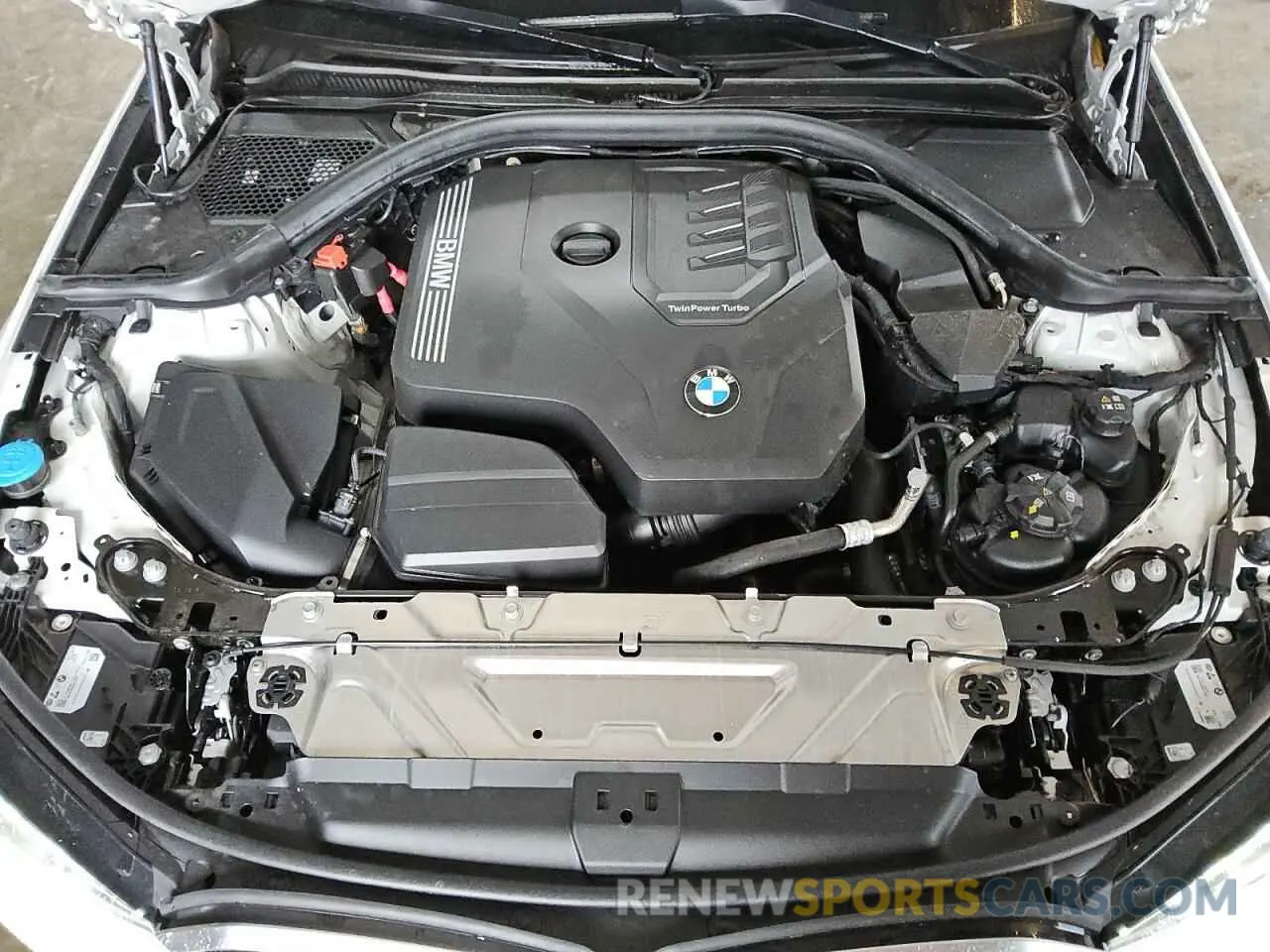 11 Photograph of a damaged car 3MW69FF07R8E05380 BMW 3 SERIES 2024