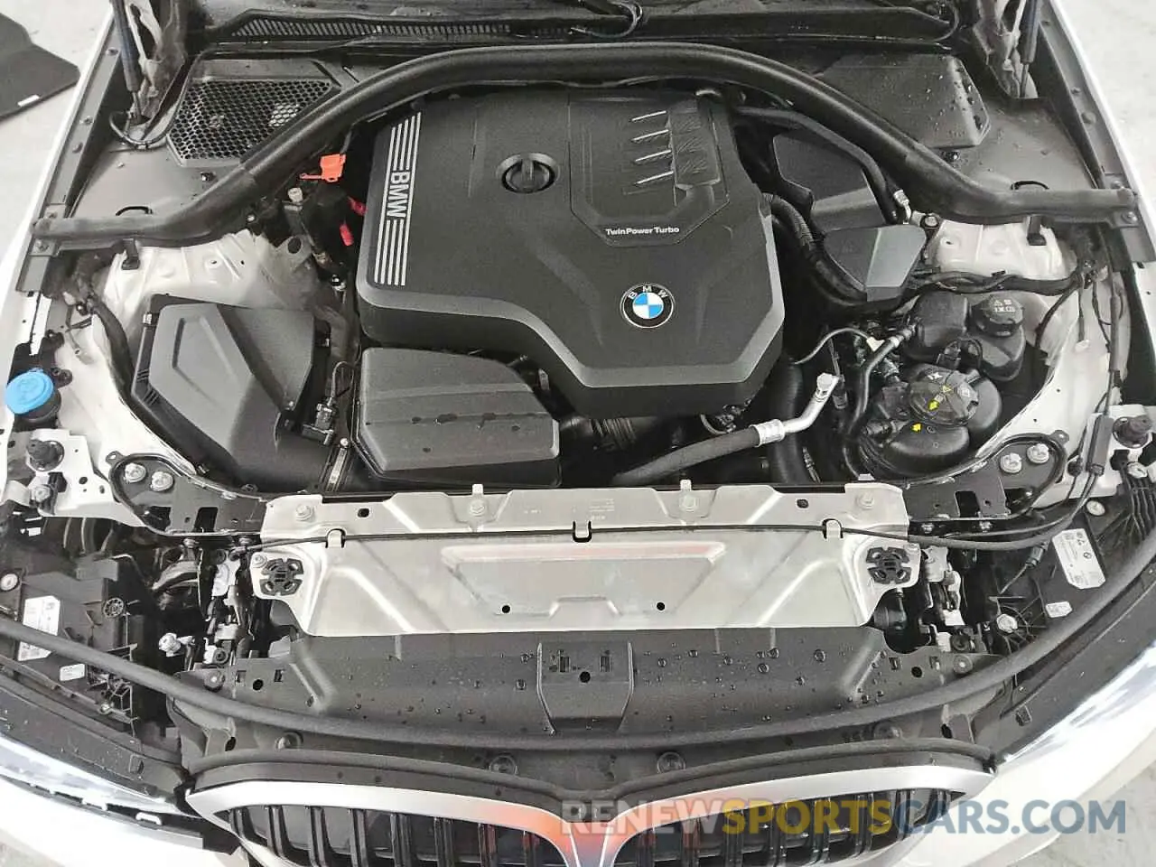 11 Фотография поврежденного автомобиля 3MW69FF08R8E77186 BMW 3 SERIES 2024