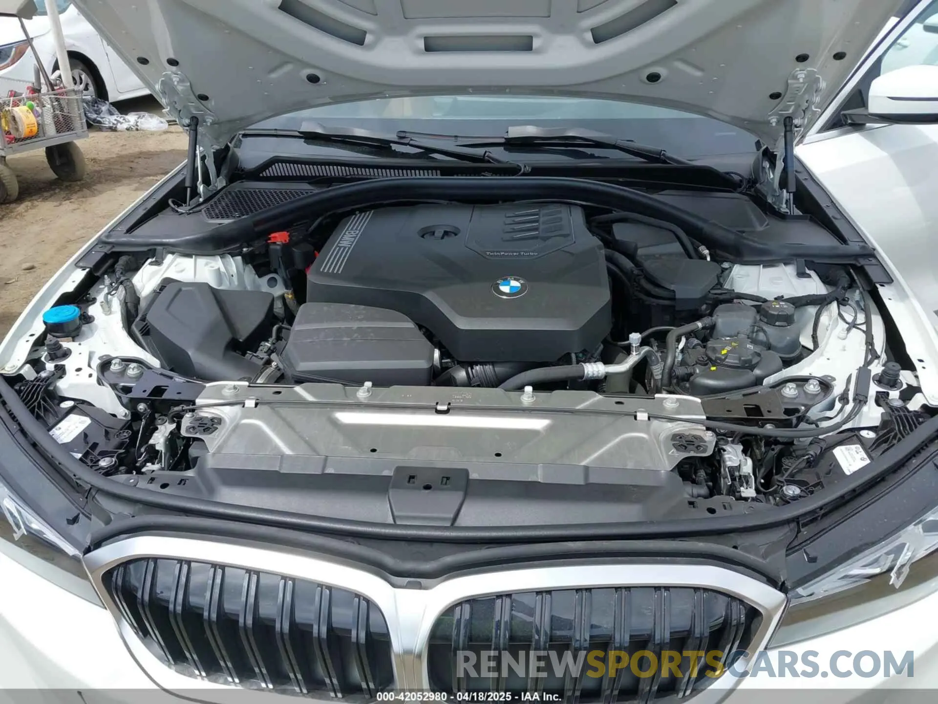 10 Фотография поврежденного автомобиля 3MW89FF00R8E81628 BMW 3 SERIES 2024