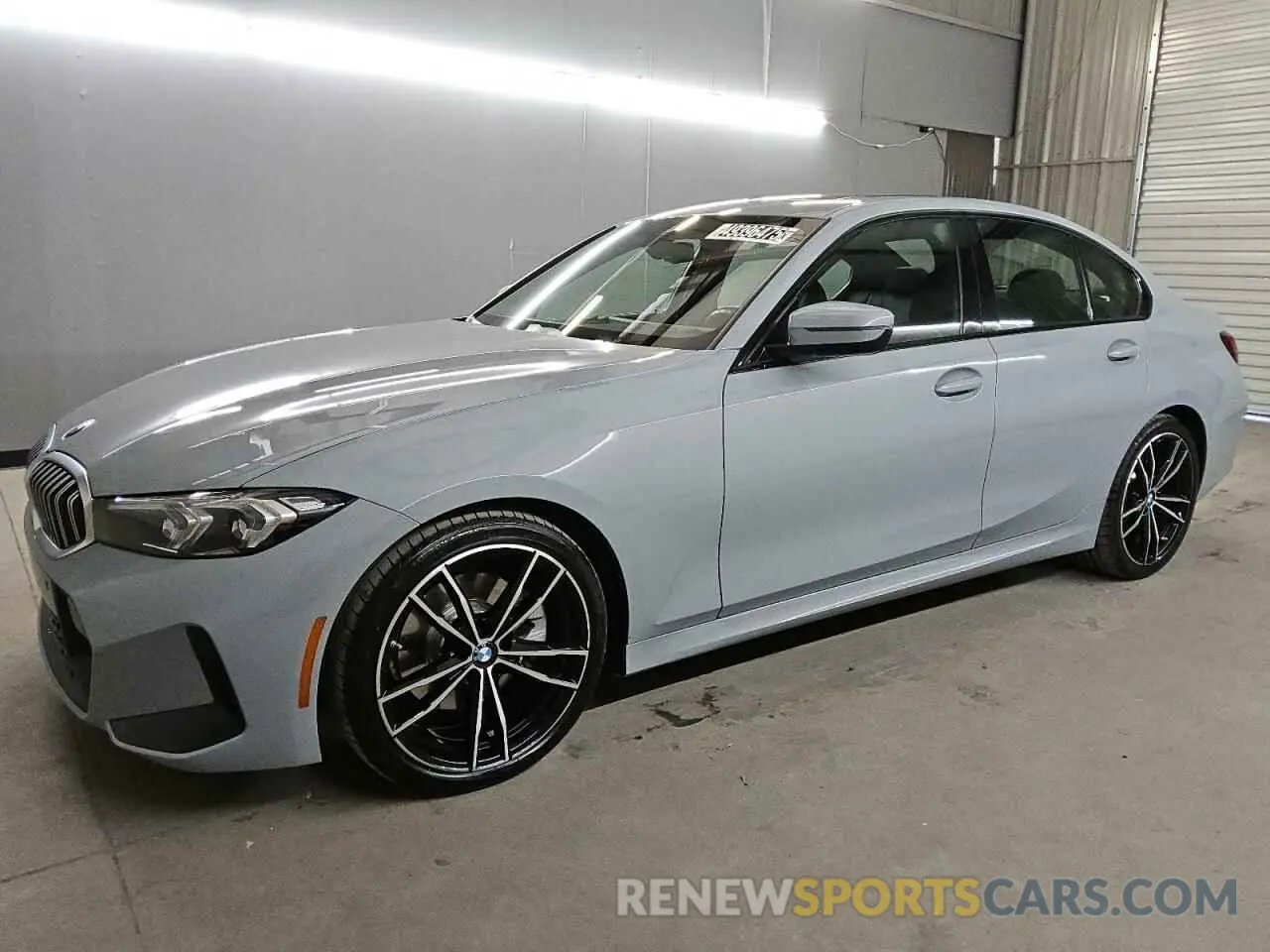 1 Фотография поврежденного автомобиля 3MW89FF01R8E65650 BMW 3 SERIES 2024