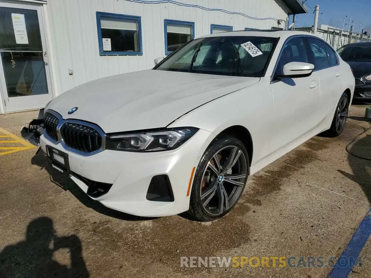 1 Фотография поврежденного автомобиля 3MW89FF02R8E76365 BMW 3 SERIES 2024