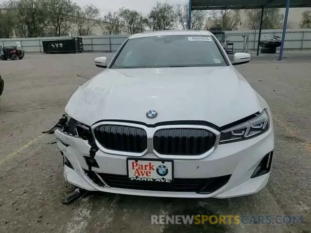11 Photograph of a damaged car 3MW89FF03R8E14781 BMW 3 SERIES 2024