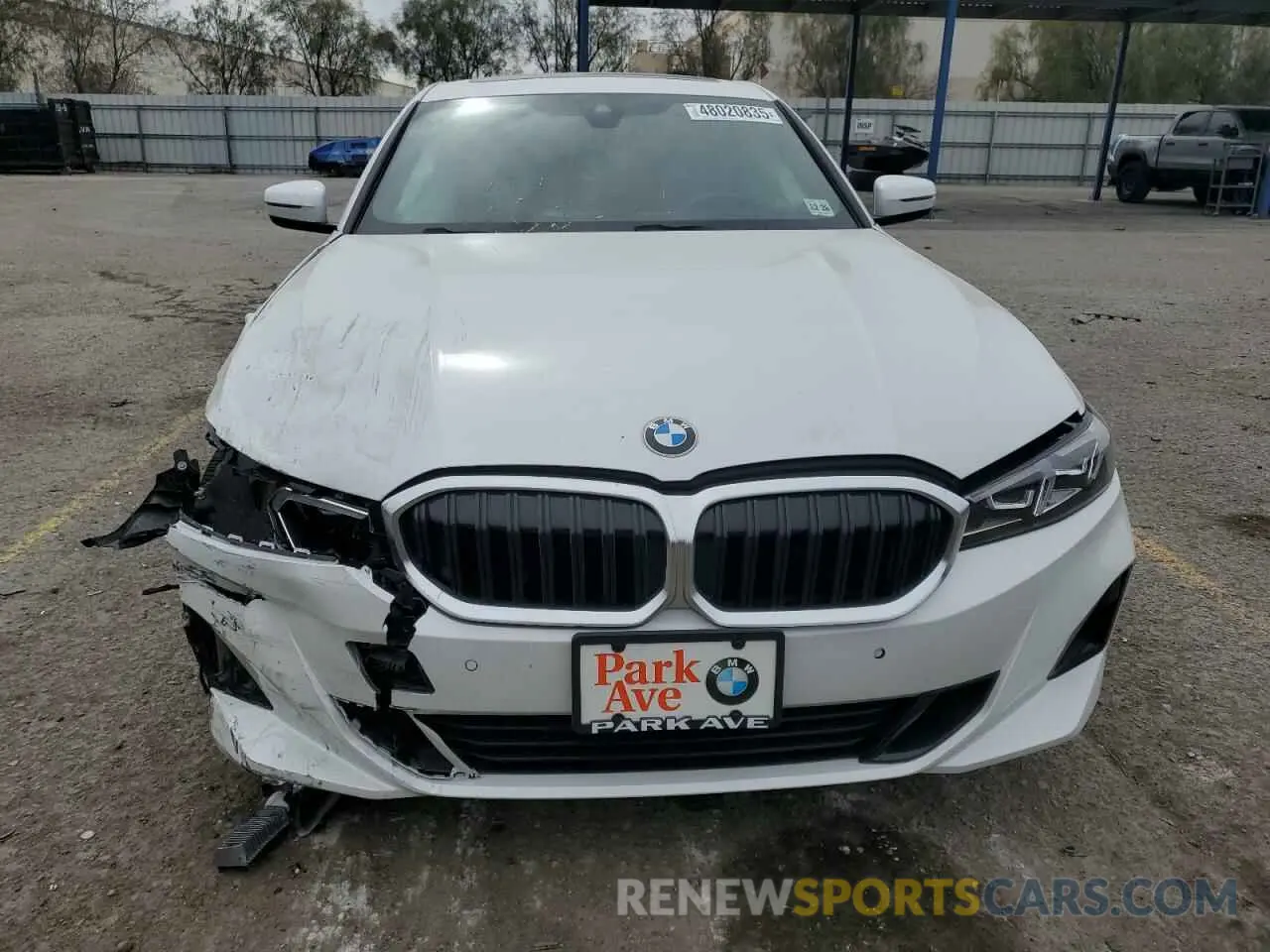 5 Photograph of a damaged car 3MW89FF03R8E14781 BMW 3 SERIES 2024