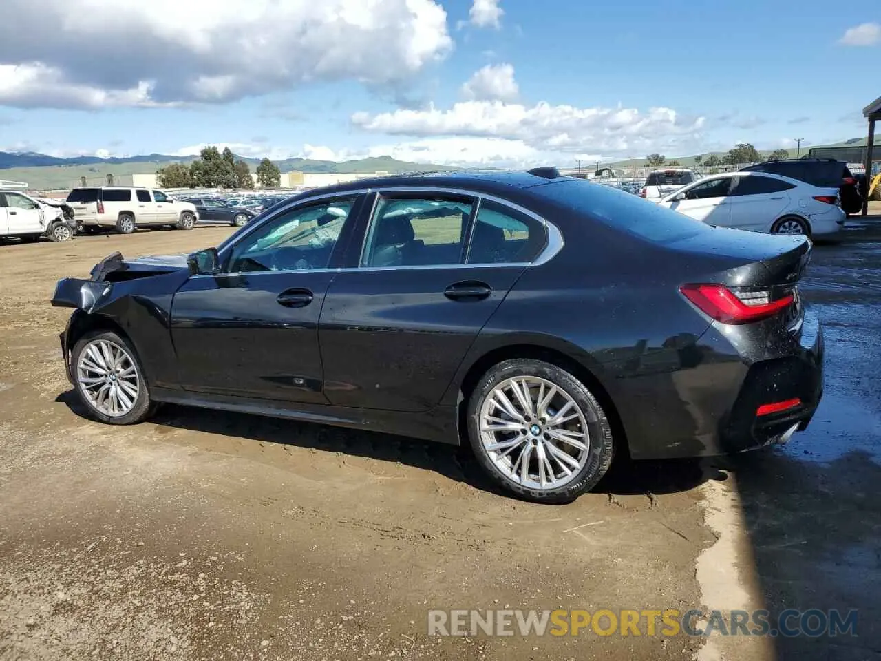 2 Photograph of a damaged car 3MW89FF03R8E48364 BMW 3 SERIES 2024