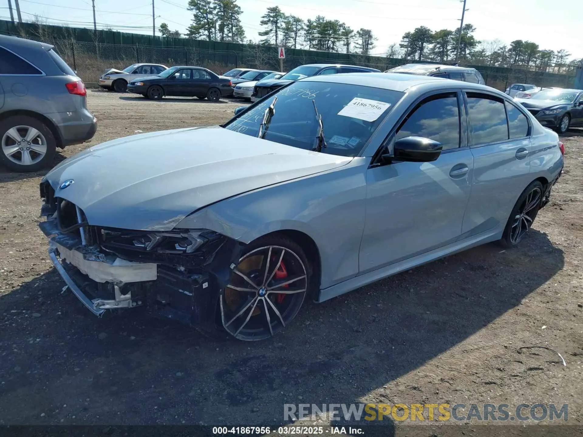 2 Фотография поврежденного автомобиля 3MW89FF04R8E27698 BMW 3 SERIES 2024