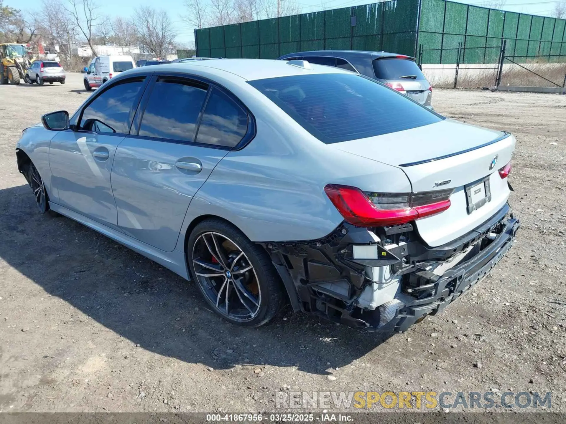 3 Фотография поврежденного автомобиля 3MW89FF04R8E27698 BMW 3 SERIES 2024