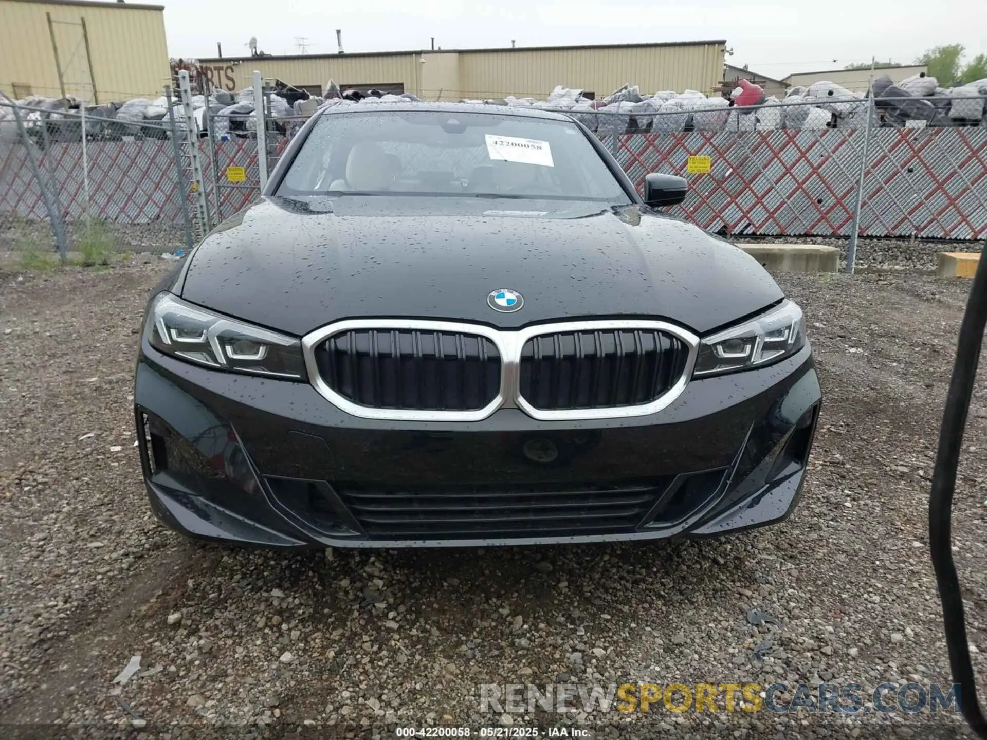 12 Photograph of a damaged car 3MW89FF04R8E47059 BMW 3 SERIES 2024