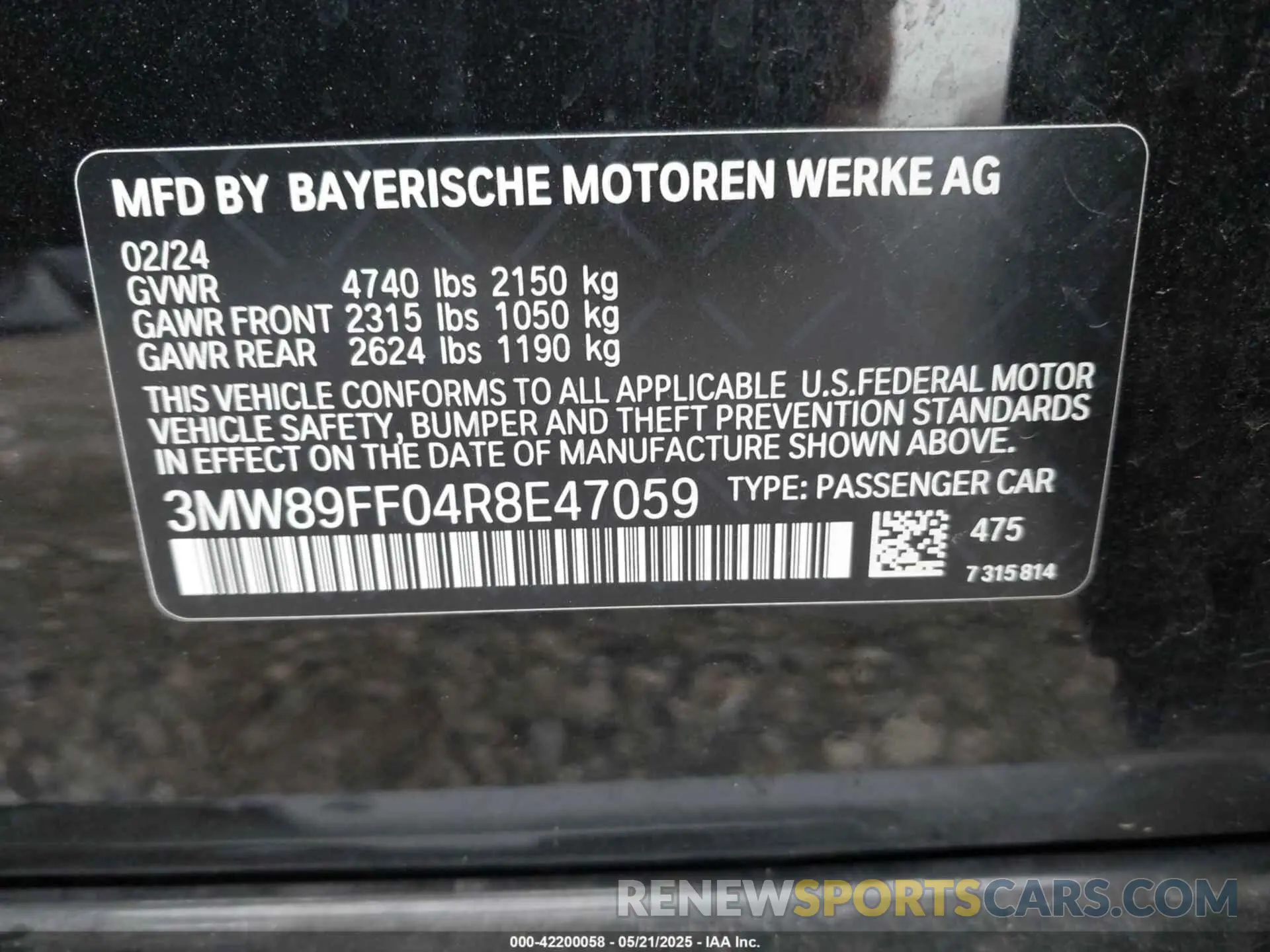9 Photograph of a damaged car 3MW89FF04R8E47059 BMW 3 SERIES 2024