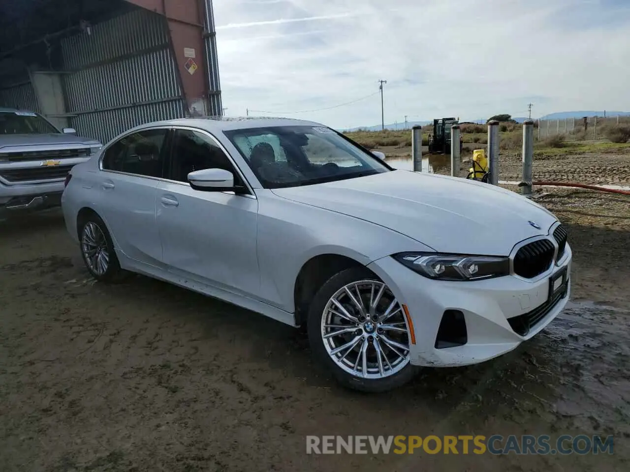 4 Фотография поврежденного автомобиля 3MW89FF04R8E48826 BMW 3 SERIES 2024