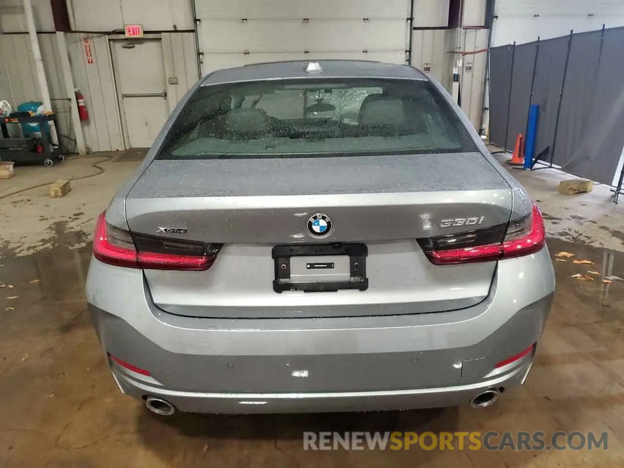 6 Фотография поврежденного автомобиля 3MW89FF05R8E76683 BMW 3 SERIES 2024