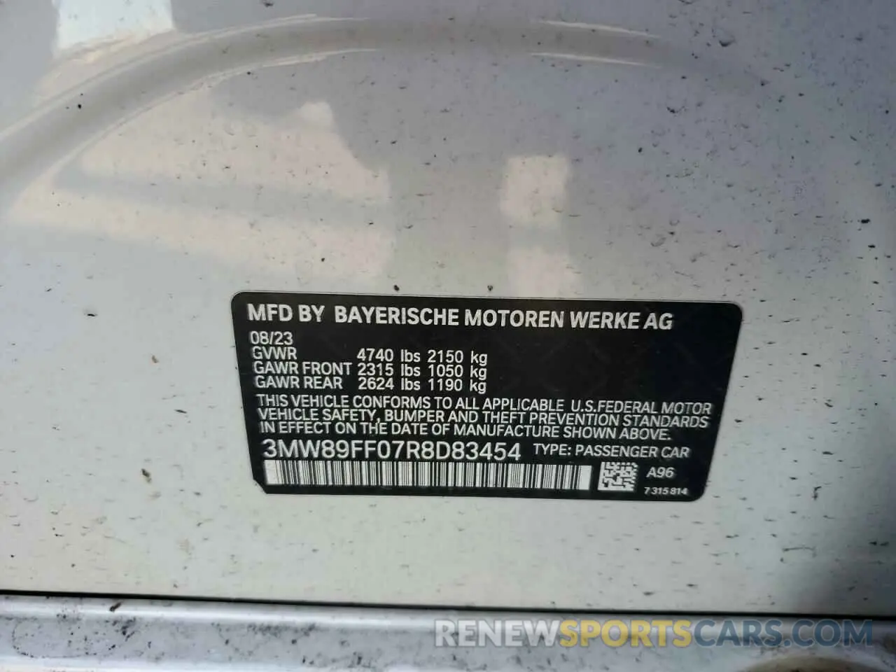 12 Photograph of a damaged car 3MW89FF07R8D83454 BMW 3 SERIES 2024