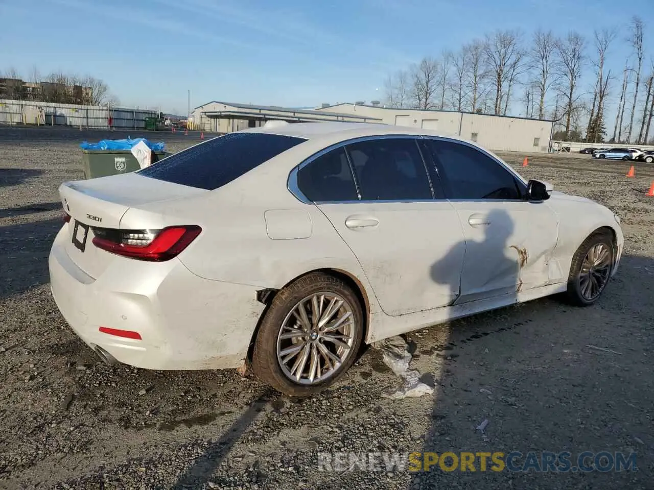 3 Photograph of a damaged car 3MW89FF07R8D83454 BMW 3 SERIES 2024