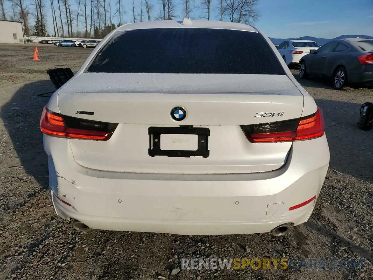 6 Photograph of a damaged car 3MW89FF07R8D83454 BMW 3 SERIES 2024