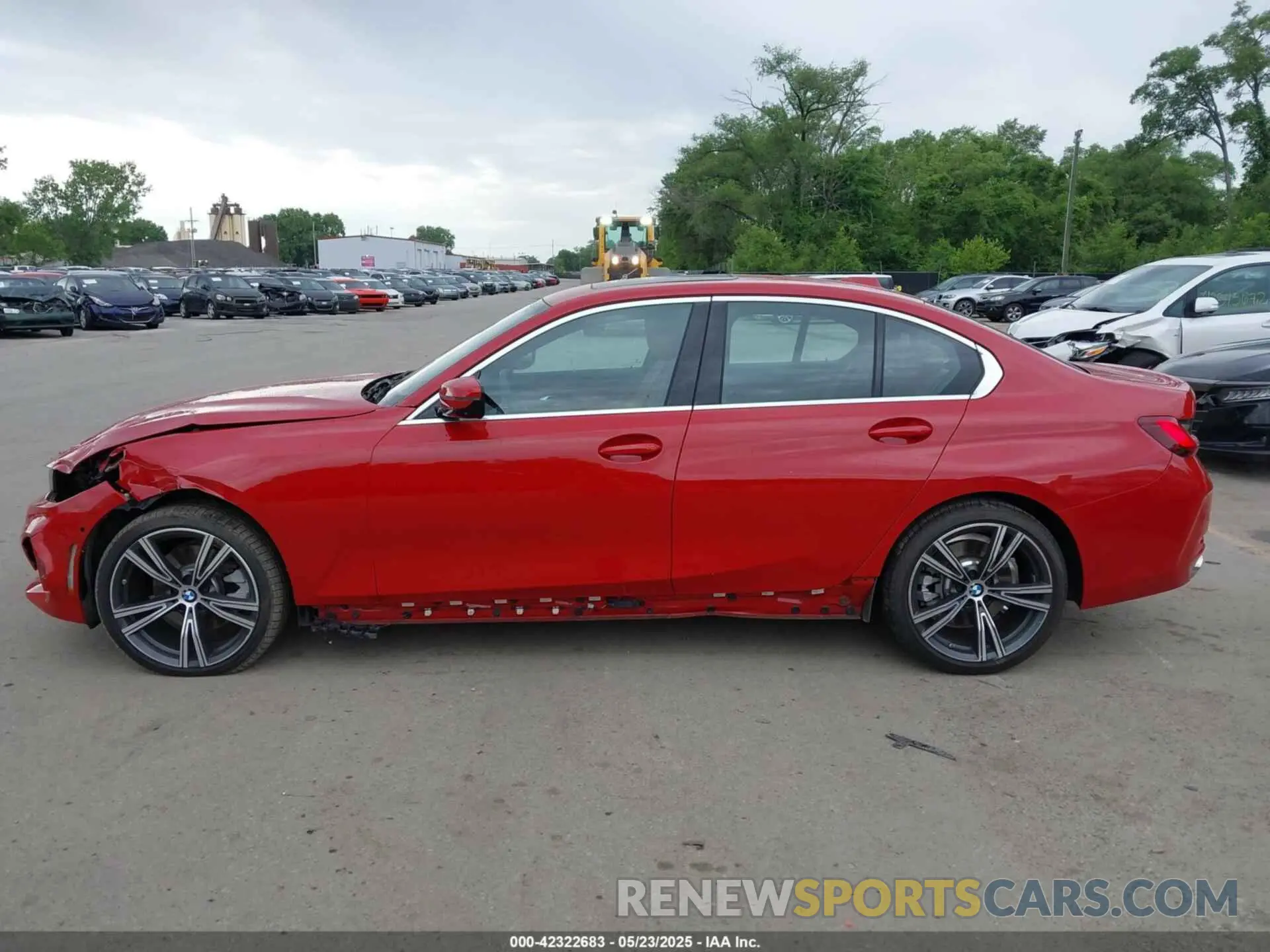 14 Фотография поврежденного автомобиля 3MW89FF07R8E04819 BMW 3 SERIES 2024