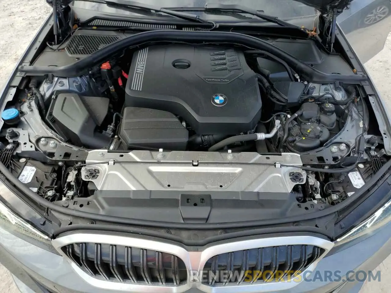 11 Photograph of a damaged car 3MW89FF09R8D91426 BMW 3 SERIES 2024