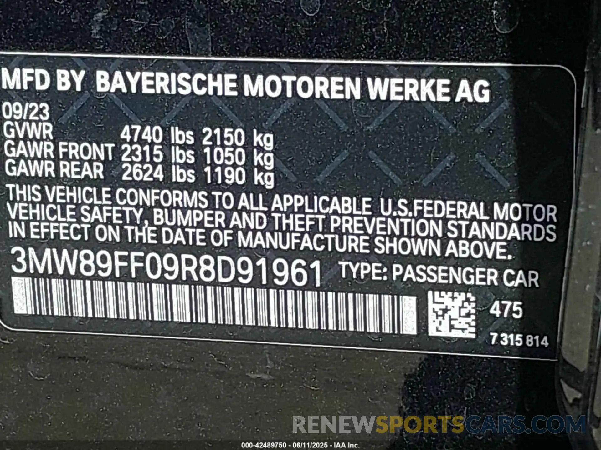 9 Photograph of a damaged car 3MW89FF09R8D91961 BMW 3 SERIES 2024