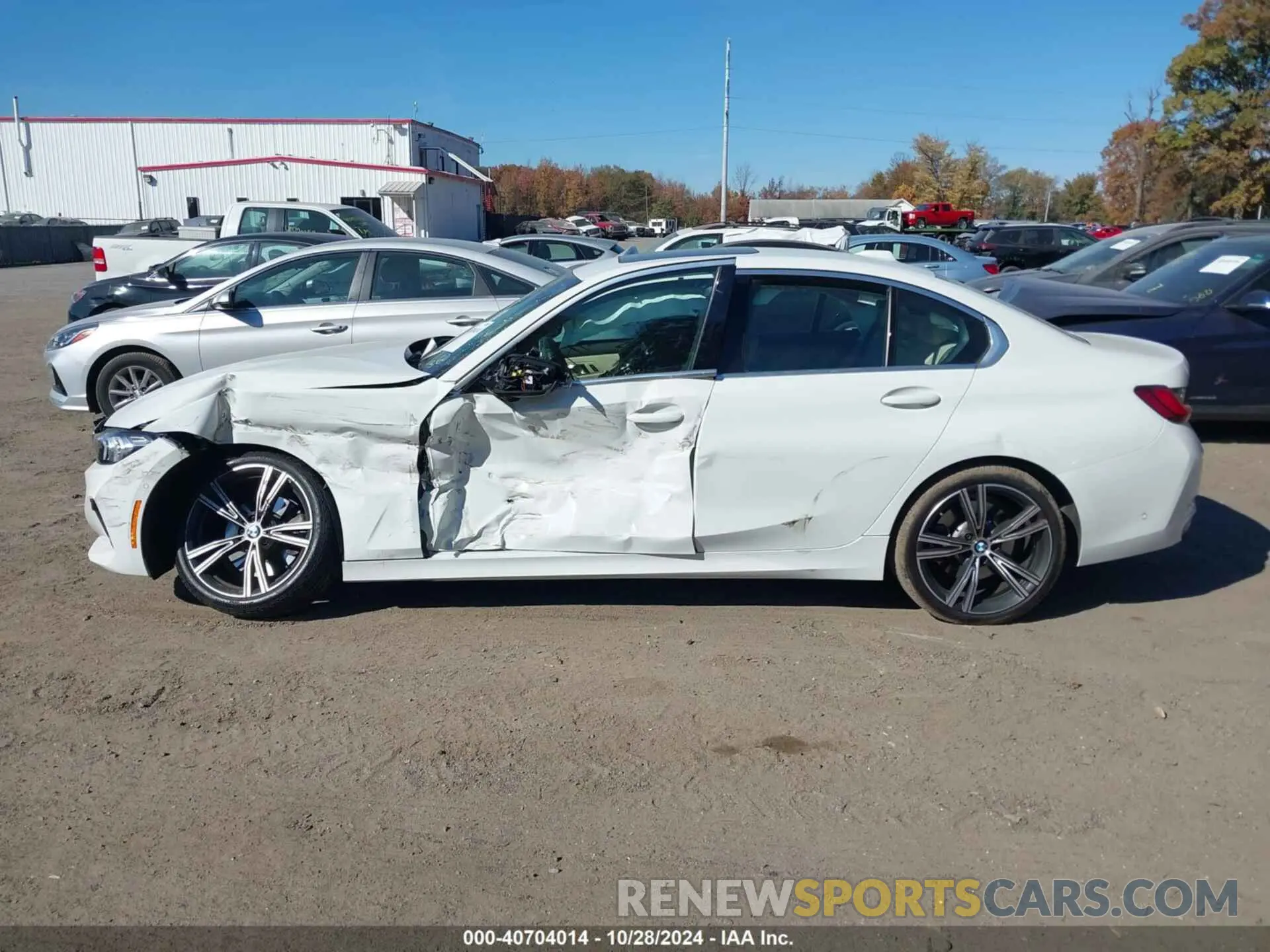 14 Photograph of a damaged car 3MW89FF09R8E20701 BMW 3 SERIES 2024