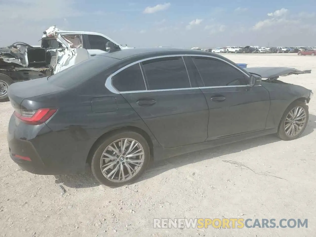 3 Photograph of a damaged car 3MW89FF0XR8E07679 BMW 3 SERIES 2024