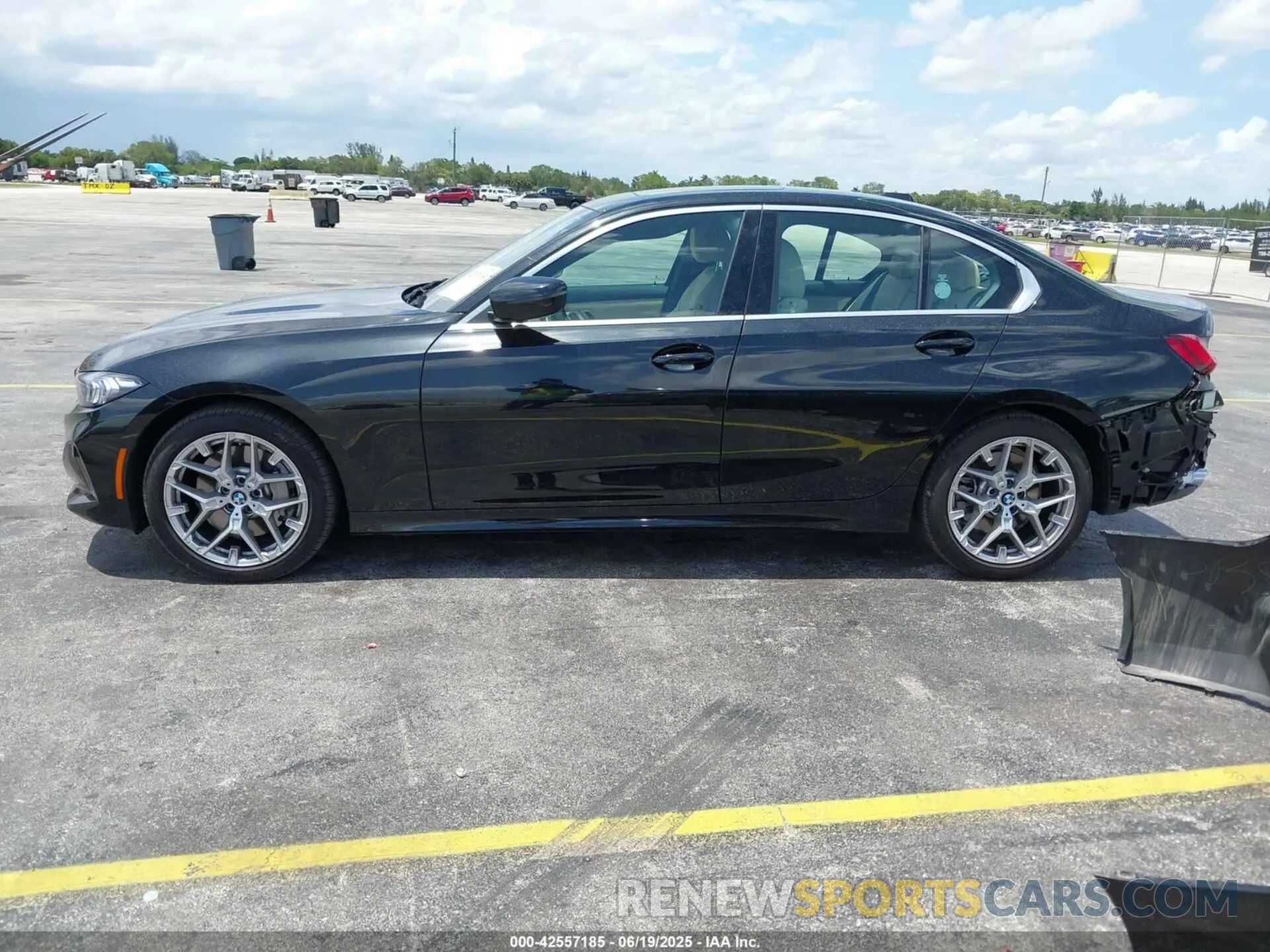 15 Фотография поврежденного автомобиля 3MW69CW00S8F33027 BMW 3 SERIES 2025
