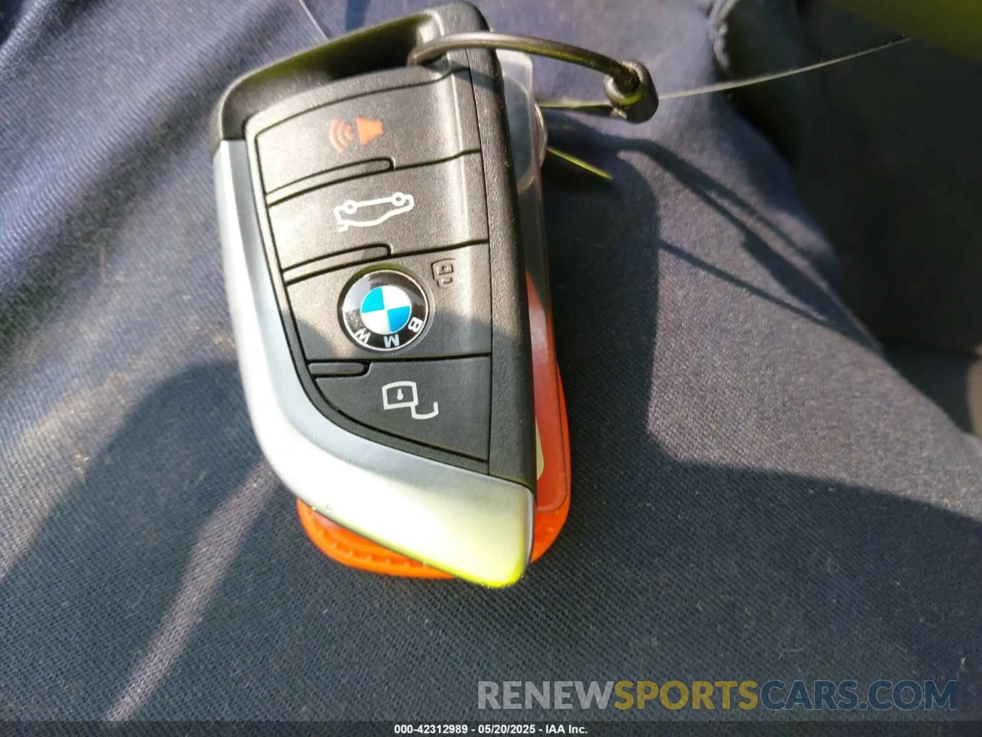 11 Фотография поврежденного автомобиля 3MW69CW01S8F09514 BMW 3 SERIES 2025