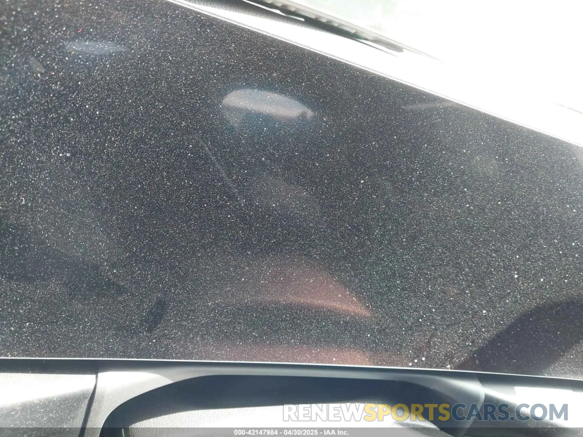 16 Photograph of a damaged car 3MW69CW06S8F01988 BMW 3 SERIES 2025