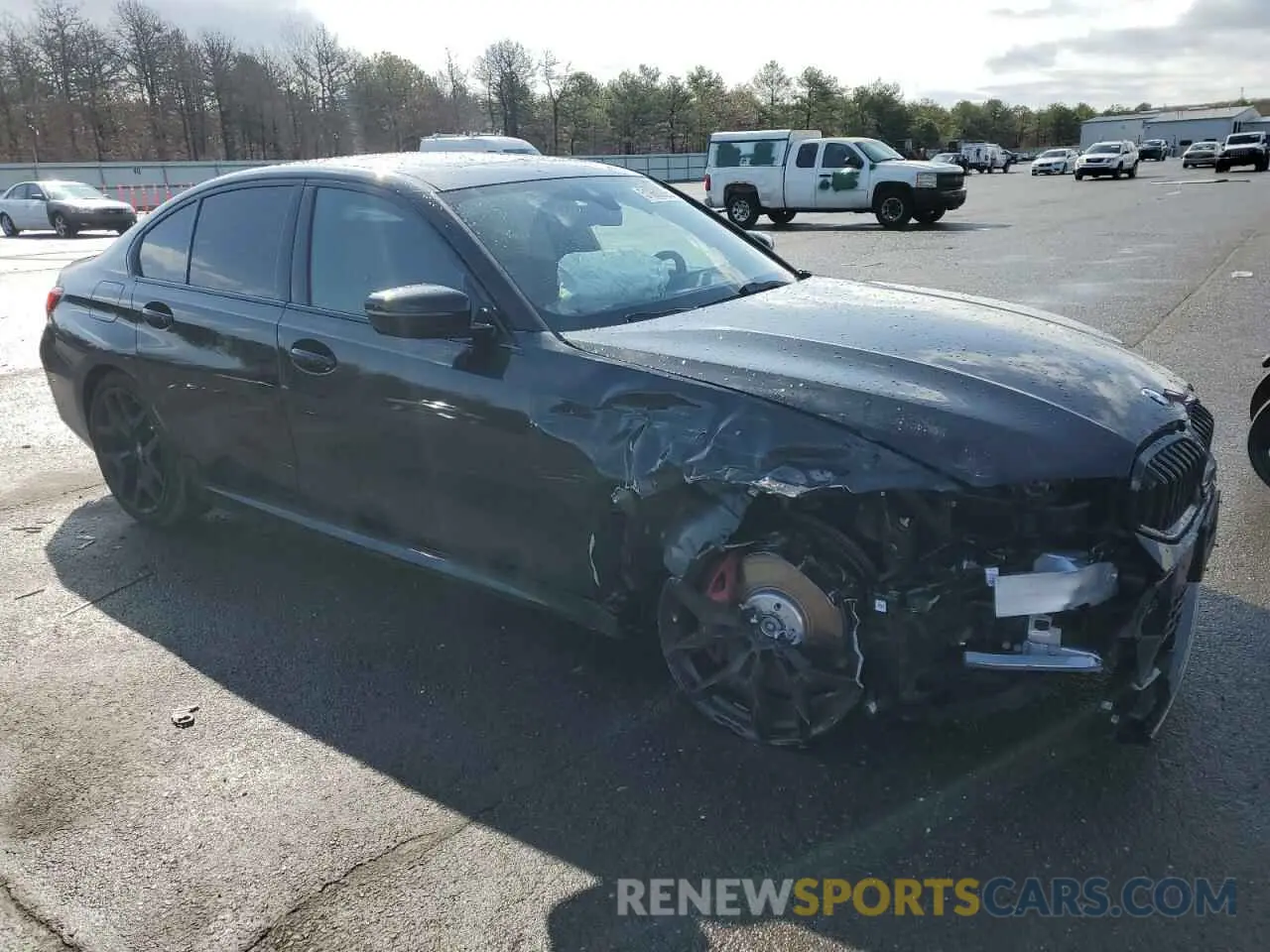 4 Photograph of a damaged car 3MW89CW01S8F29027 BMW 3 SERIES 2025