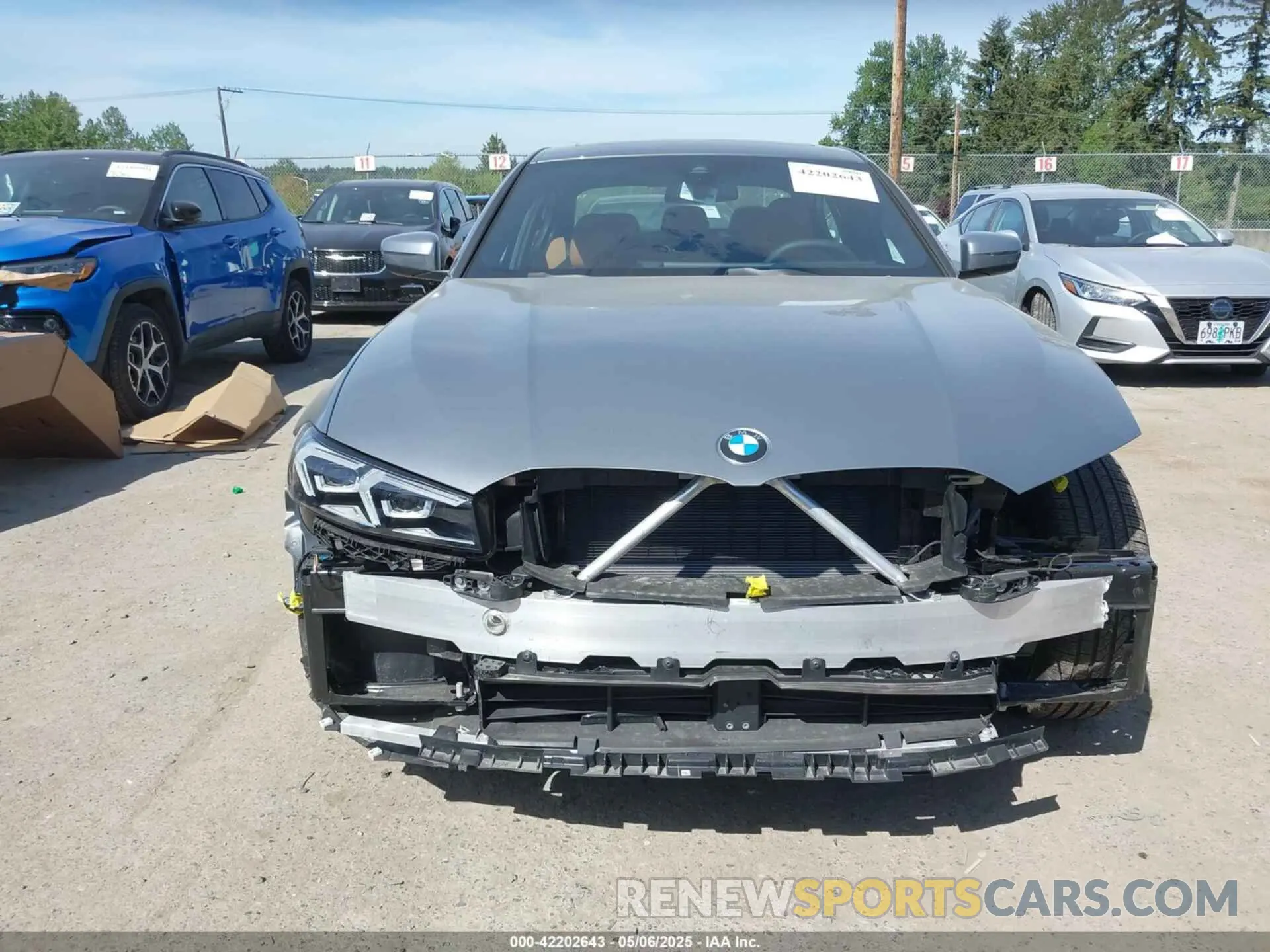 13 Photograph of a damaged car 3MW89CW04S8F14070 BMW 3 SERIES 2025