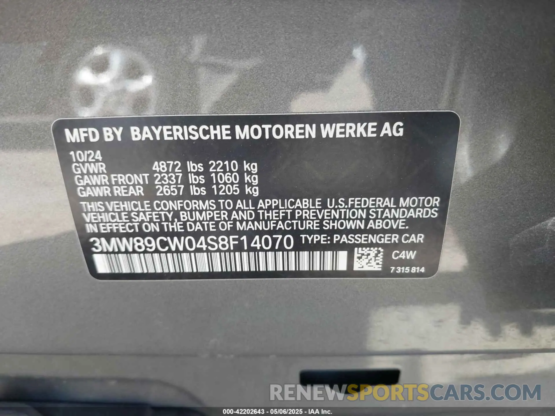 9 Photograph of a damaged car 3MW89CW04S8F14070 BMW 3 SERIES 2025