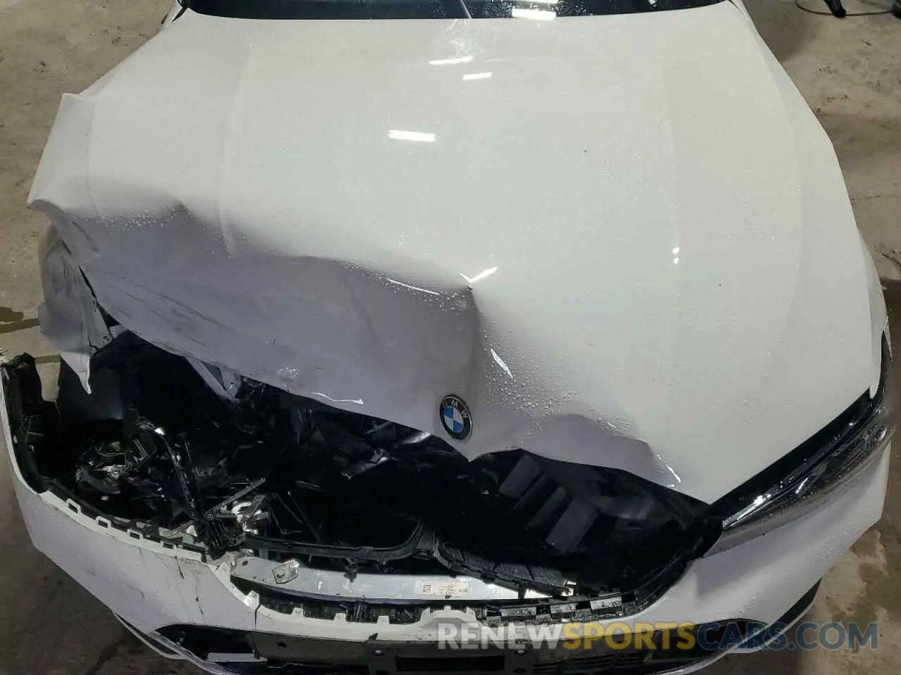 13 Фотография поврежденного автомобиля 3MW89CW08S8F13696 BMW 3 SERIES 2025