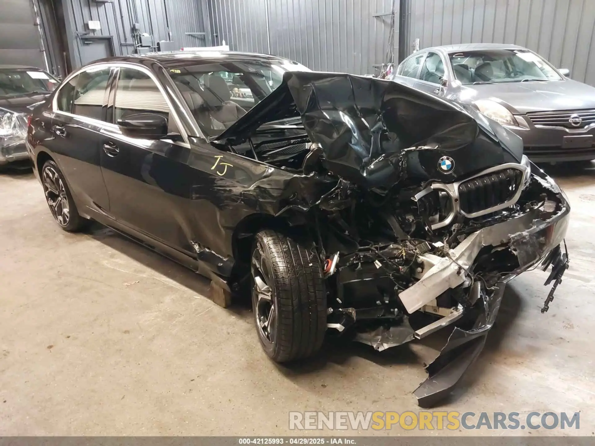 1 Фотография поврежденного автомобиля 3MW89CW08S8F24309 BMW 3 SERIES 2025