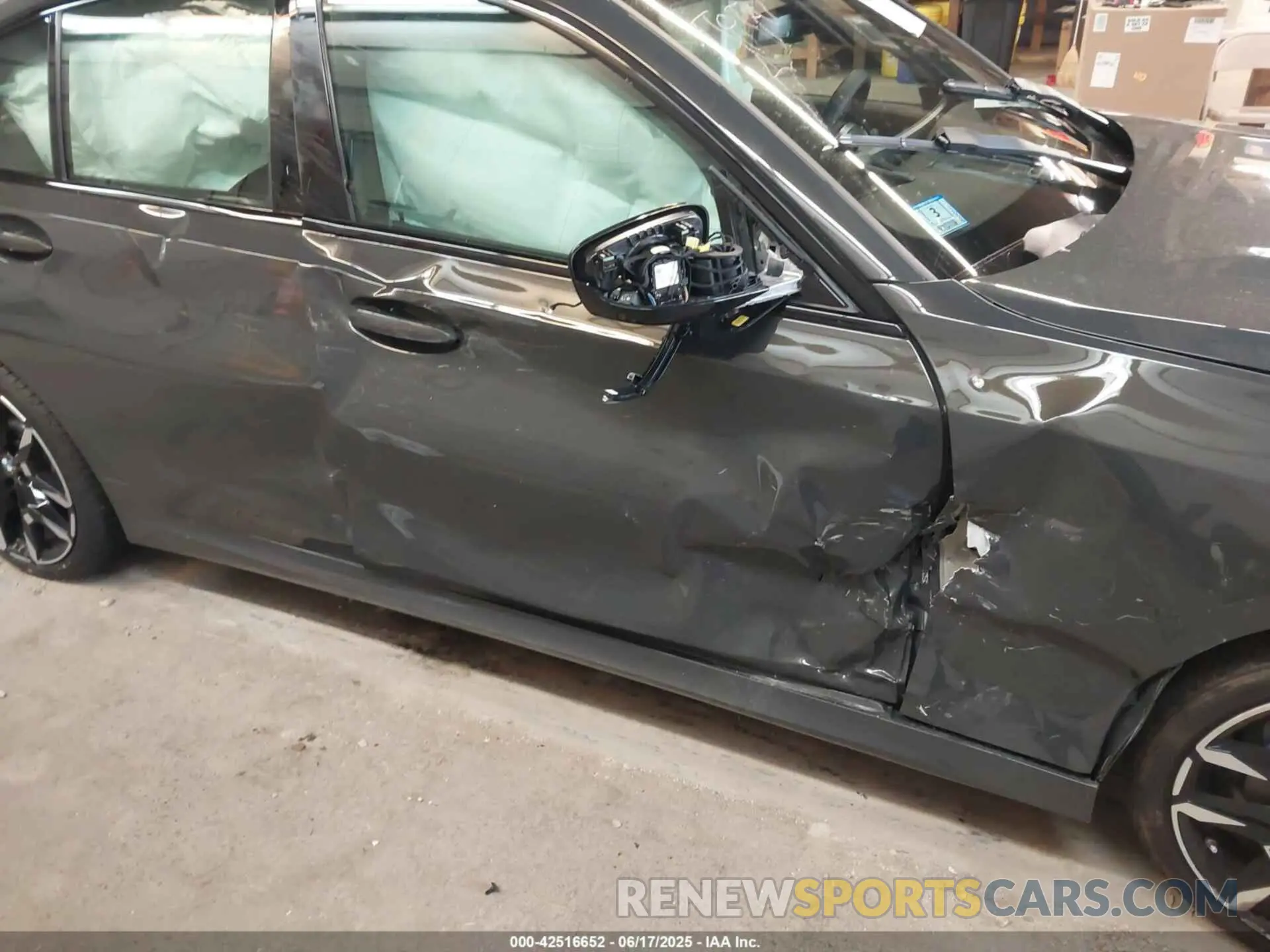6 Фотография поврежденного автомобиля 3MW89CW08S8F31843 BMW 3 SERIES 2025