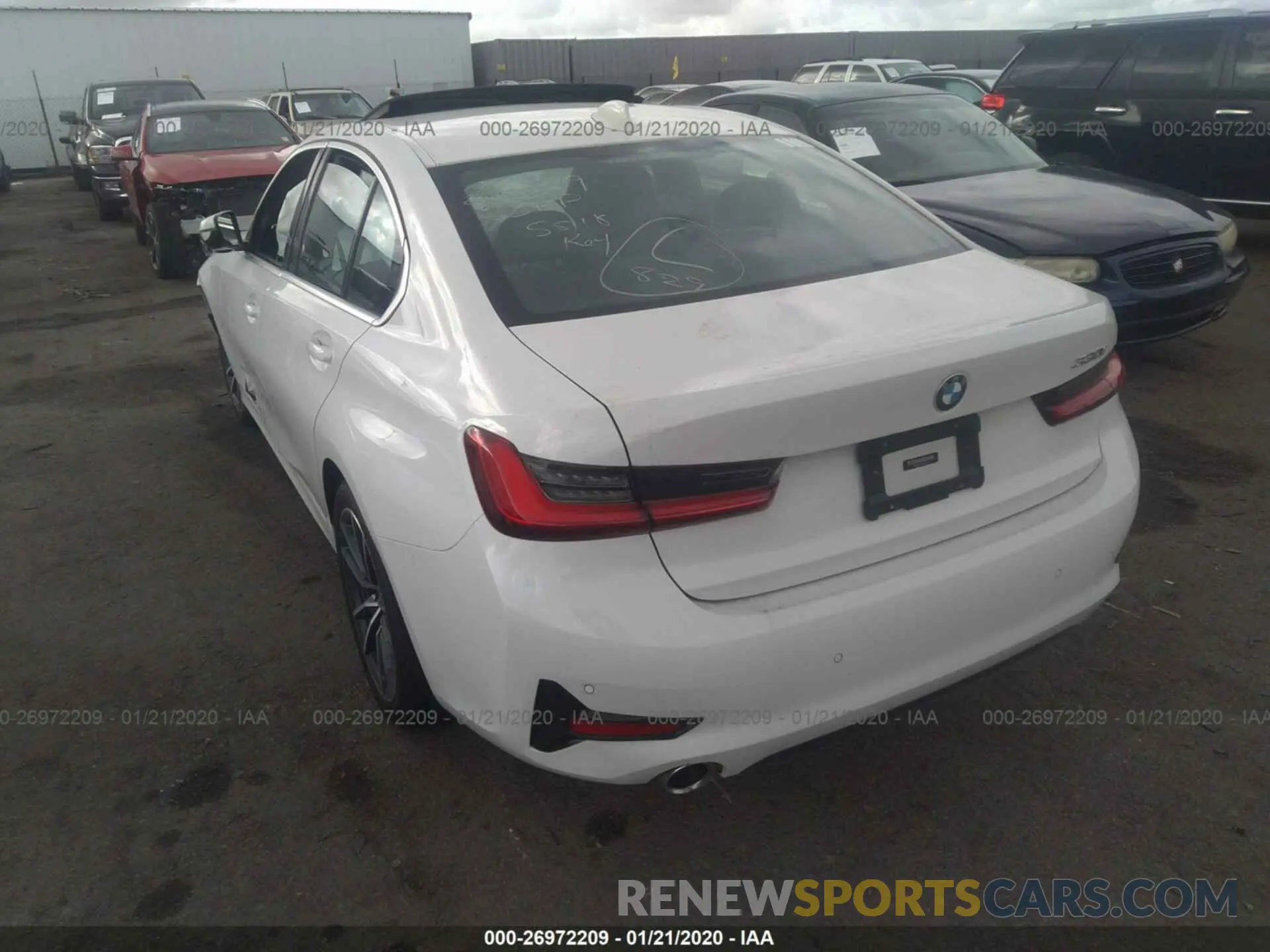 3 Photograph of a damaged car 3MW5R1J55K8A05518 BMW 330I 2019