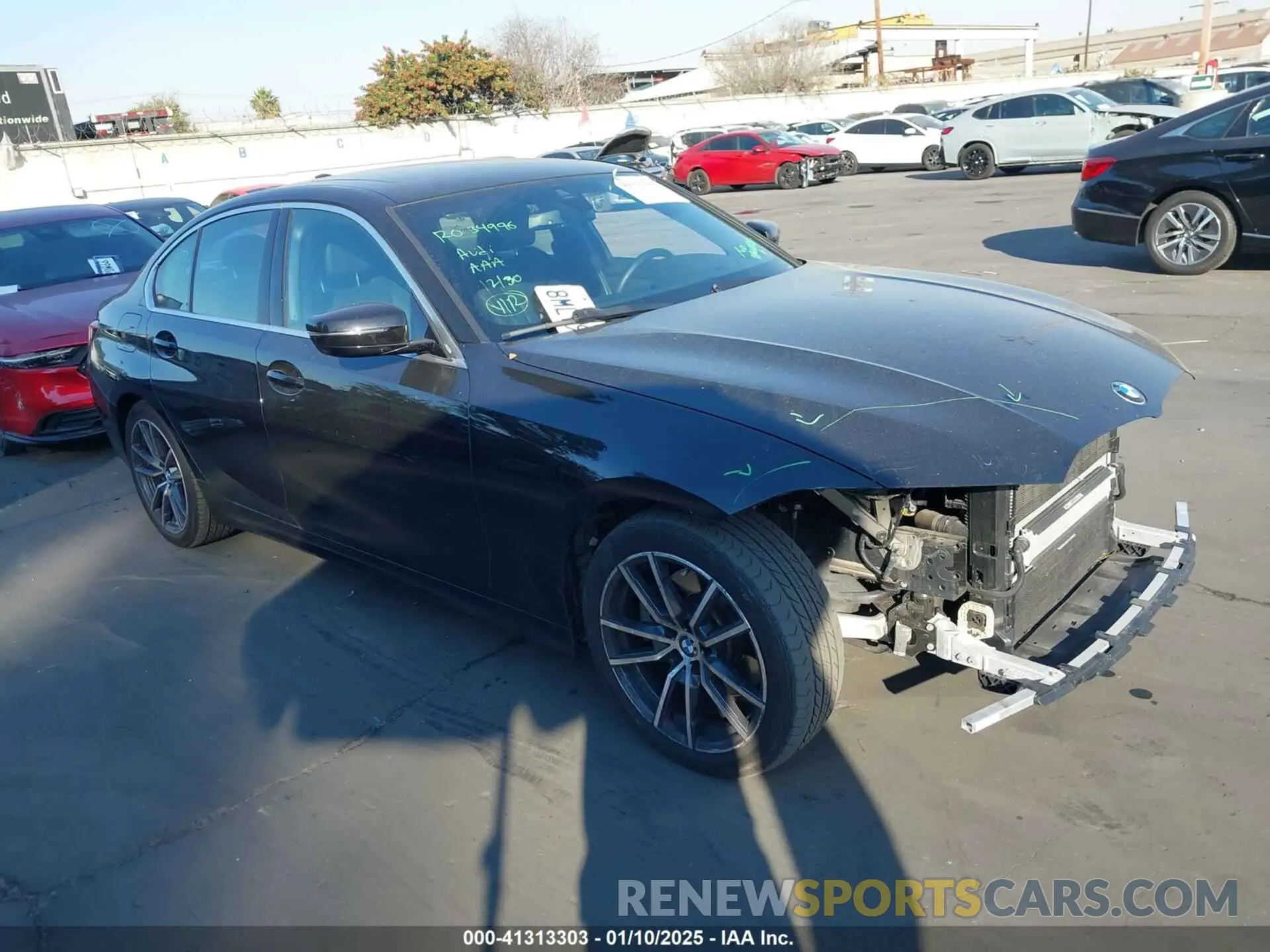 1 Фотография поврежденного автомобиля 3MW5R1J57K8B03367 BMW 330I 2019