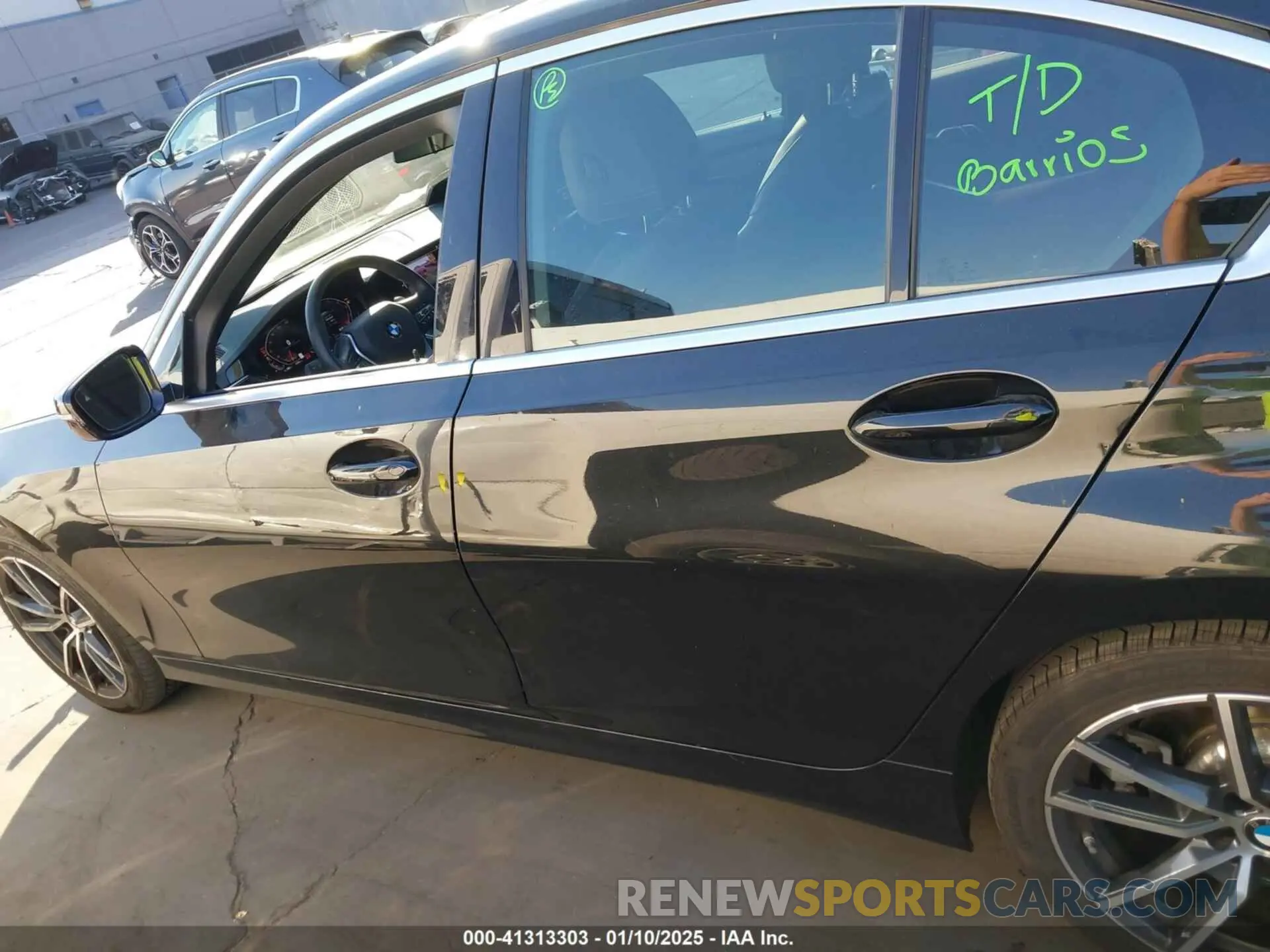 15 Фотография поврежденного автомобиля 3MW5R1J57K8B03367 BMW 330I 2019