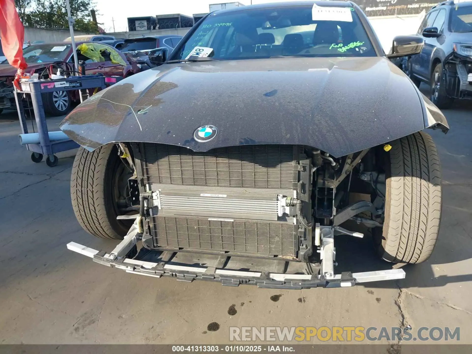 20 Фотография поврежденного автомобиля 3MW5R1J57K8B03367 BMW 330I 2019