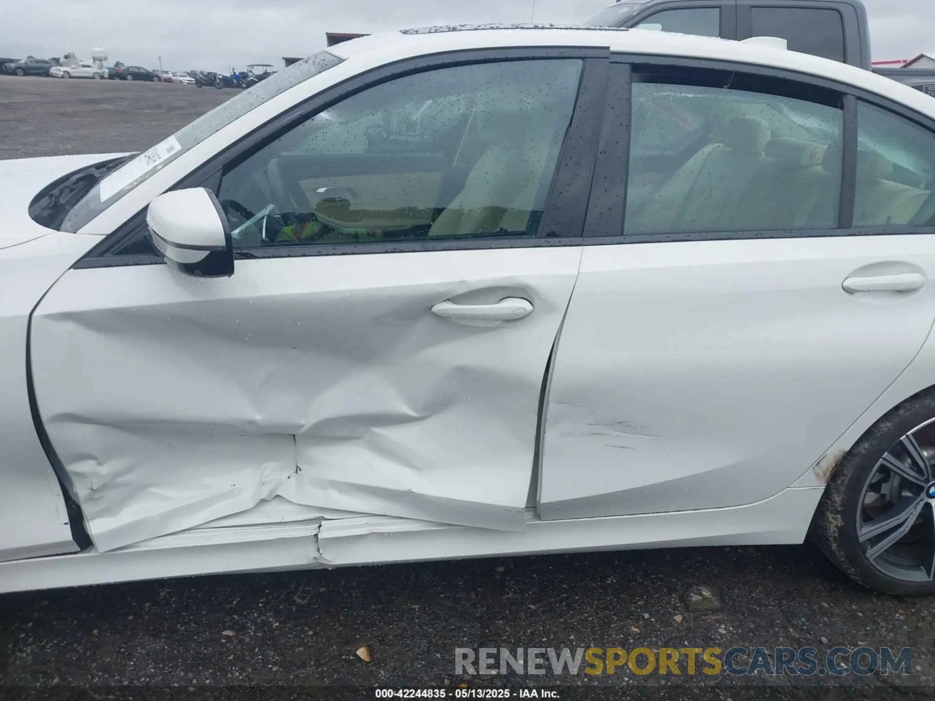 14 Фотография поврежденного автомобиля 3MW5R1J58K8A03729 BMW 330I 2019