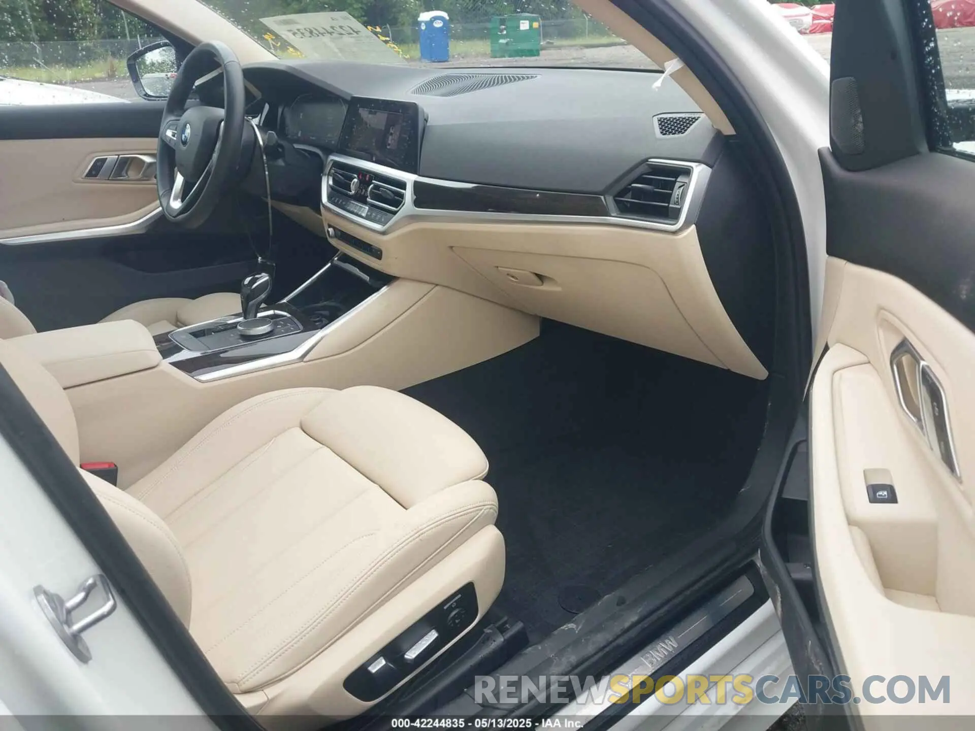 5 Фотография поврежденного автомобиля 3MW5R1J58K8A03729 BMW 330I 2019