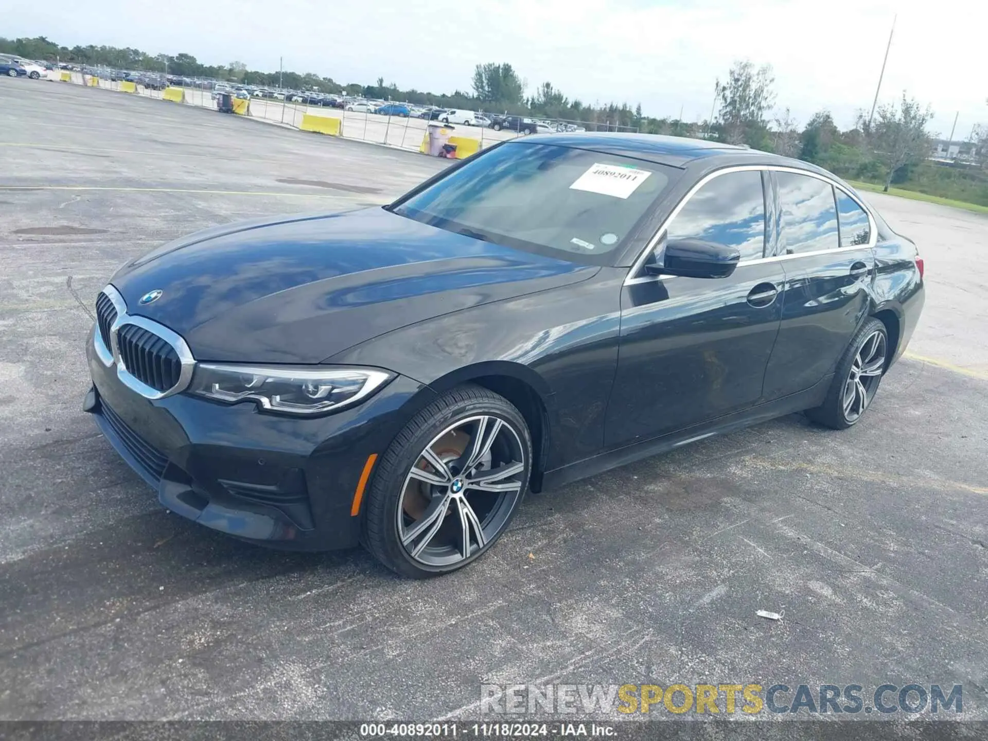 2 Фотография поврежденного автомобиля WBA5R1C50KAK11055 BMW 330I 2019