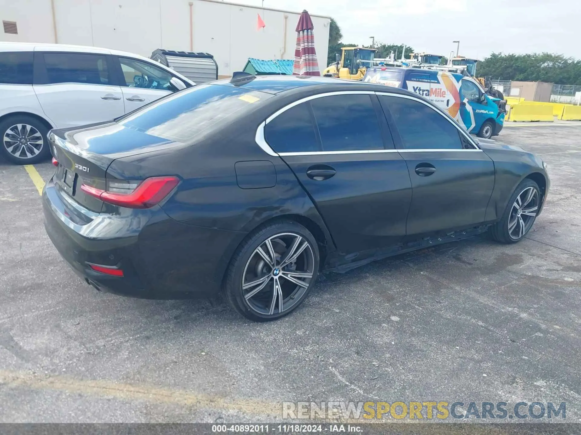 4 Фотография поврежденного автомобиля WBA5R1C50KAK11055 BMW 330I 2019