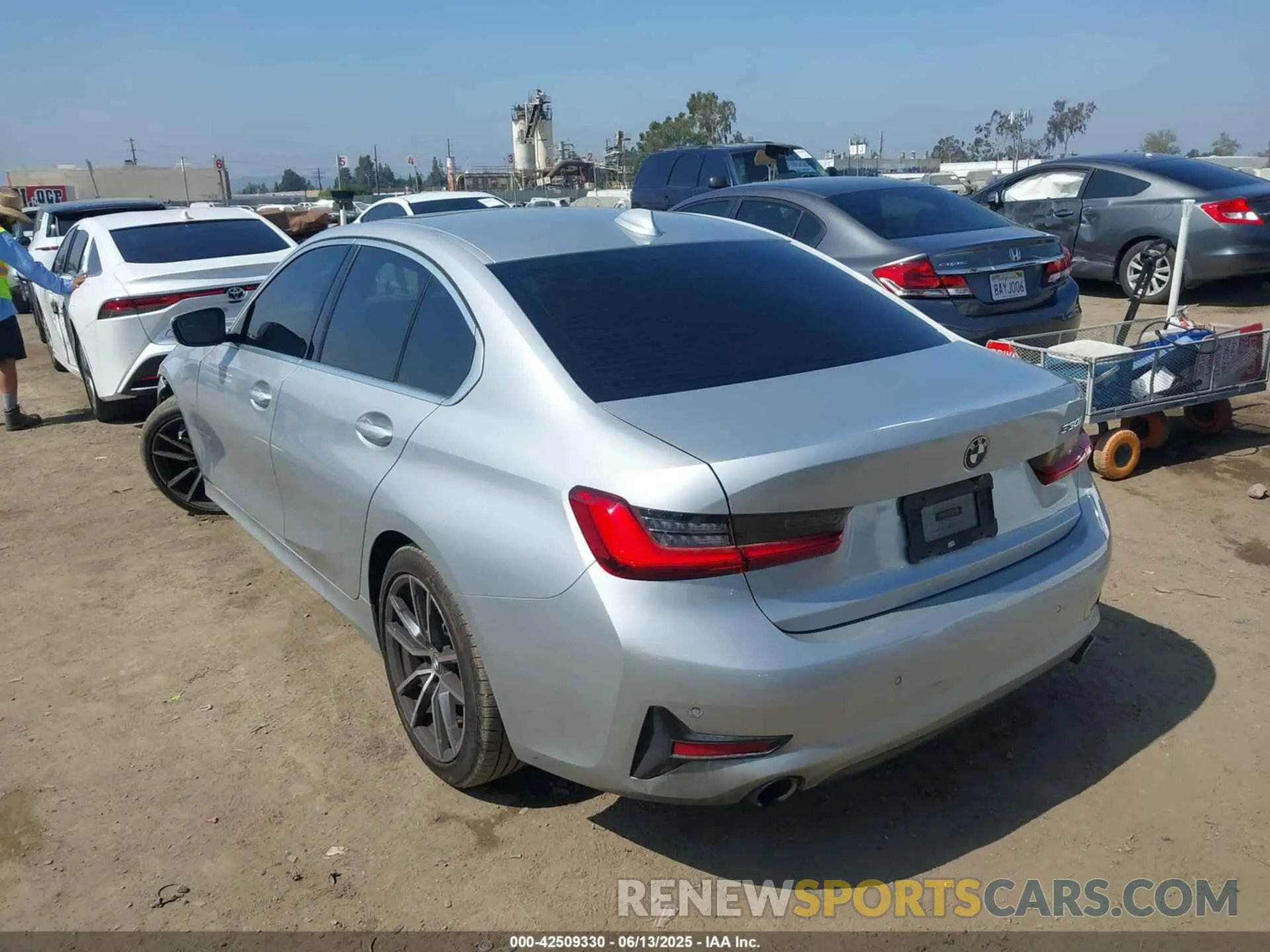 3 Photograph of a damaged car WBA5R1C50KAK12383 BMW 330I 2019