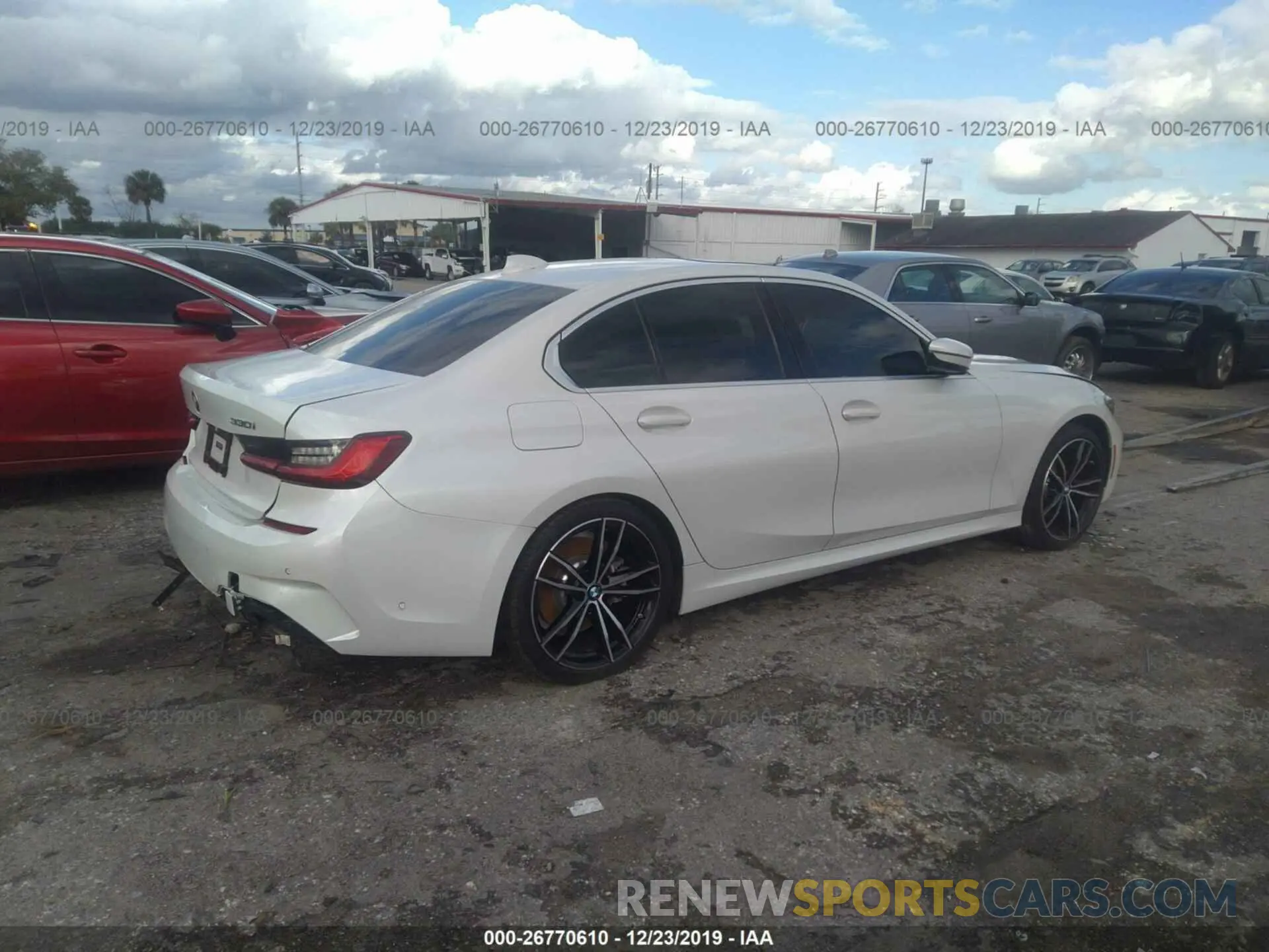 4 Photograph of a damaged car WBA5R1C51KAE81401 BMW 330I 2019