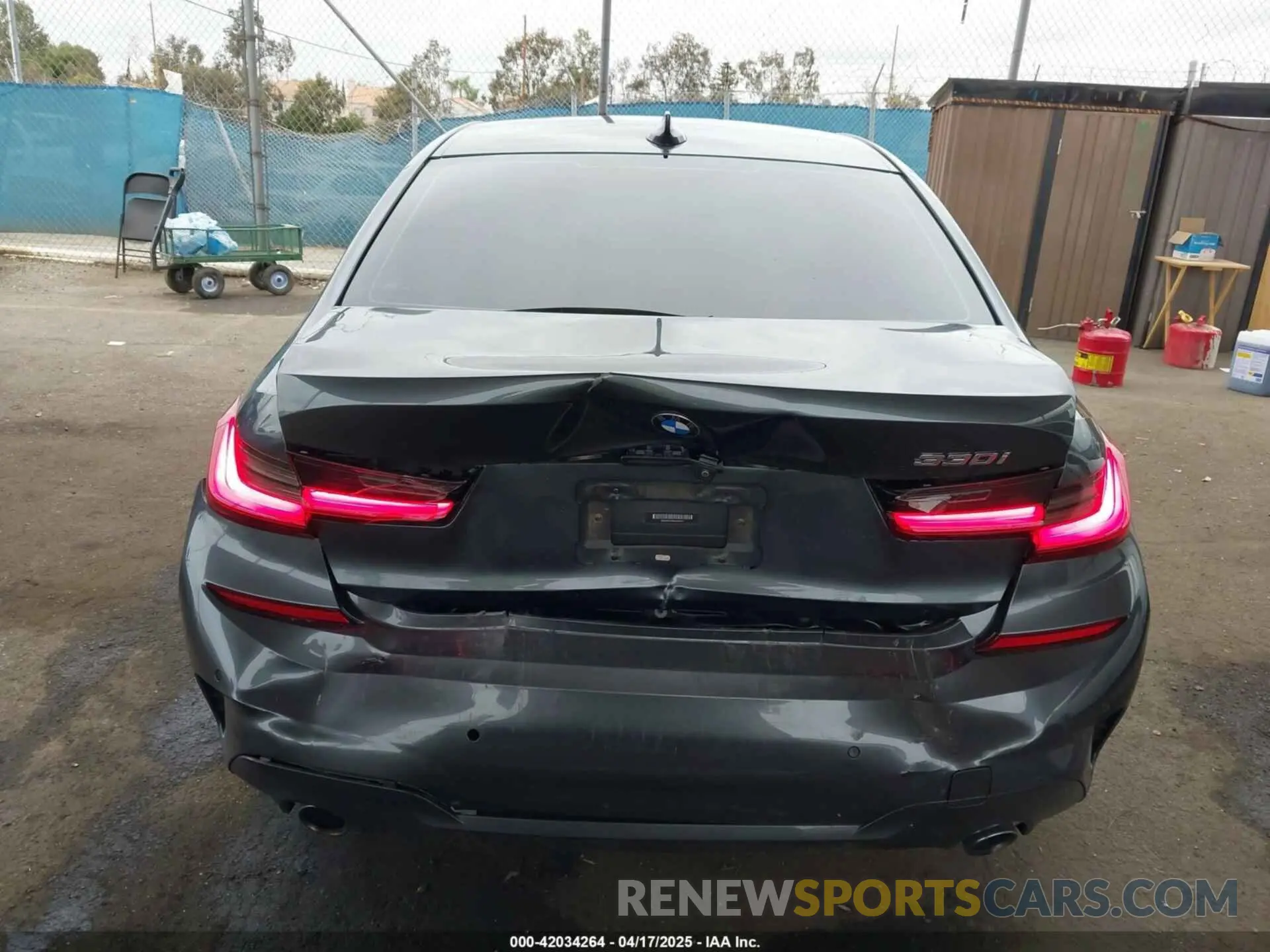 16 Фотография поврежденного автомобиля WBA5R1C56KAK07317 BMW 330I 2019