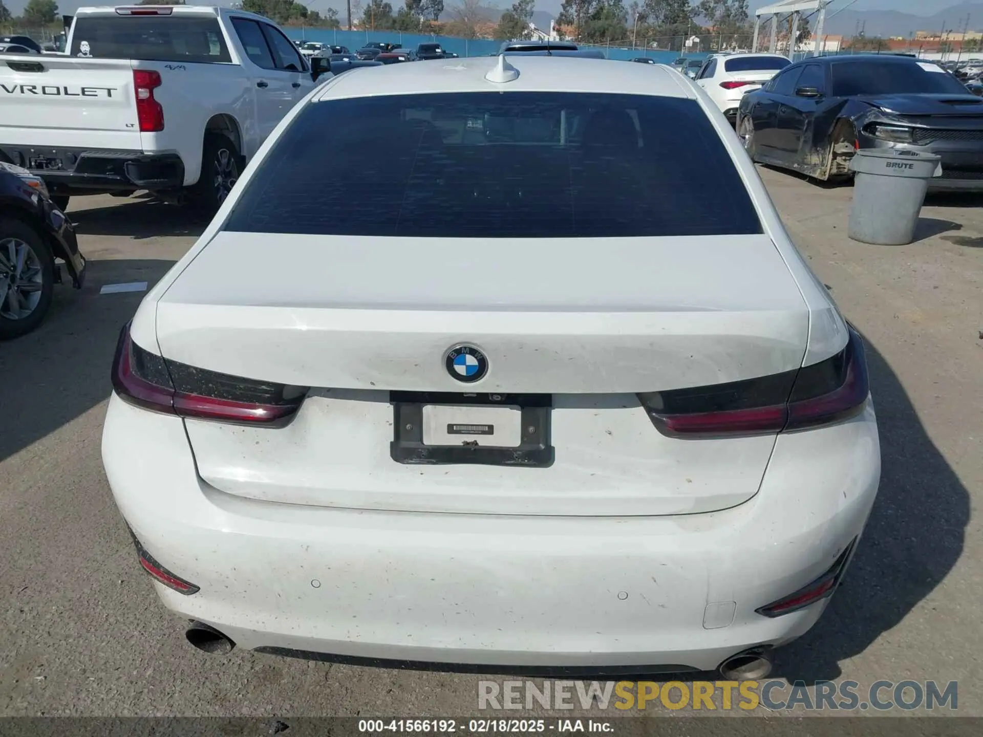 15 Photograph of a damaged car WBA5R1C59KAJ99746 BMW 330I 2019