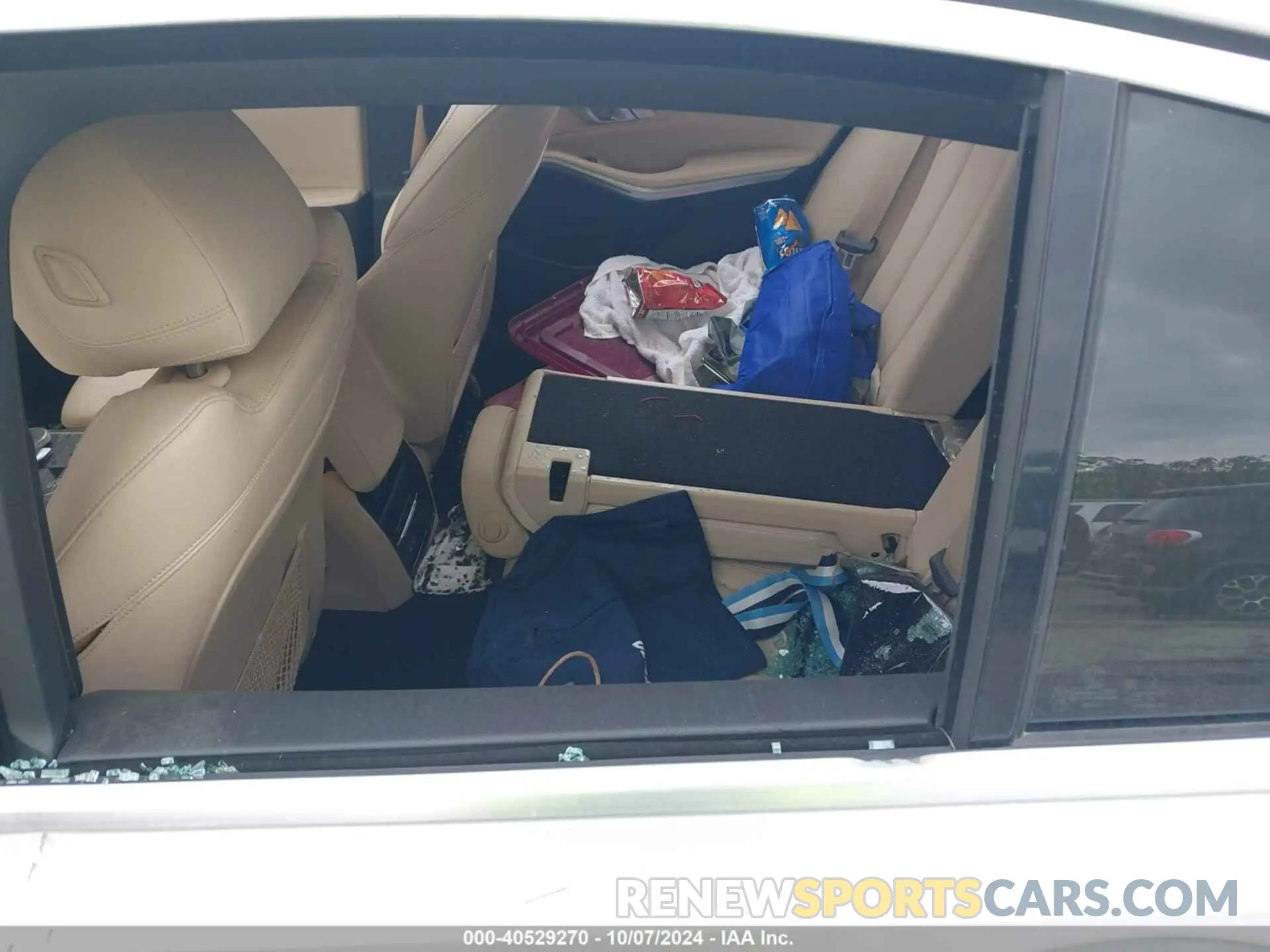 12 Фотография поврежденного автомобиля WBA5R1C59KAK12821 BMW 330I 2019