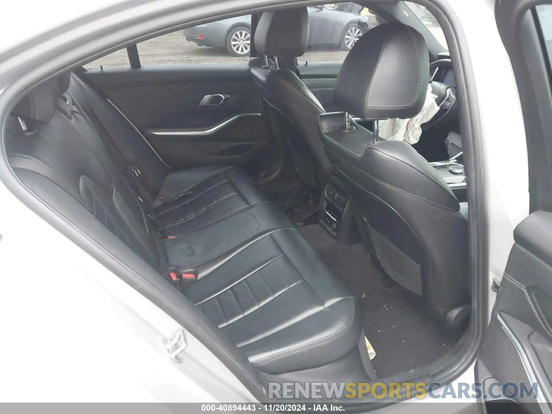 8 Фотография поврежденного автомобиля WBA5R7C50KAJ83602 BMW 330I 2019